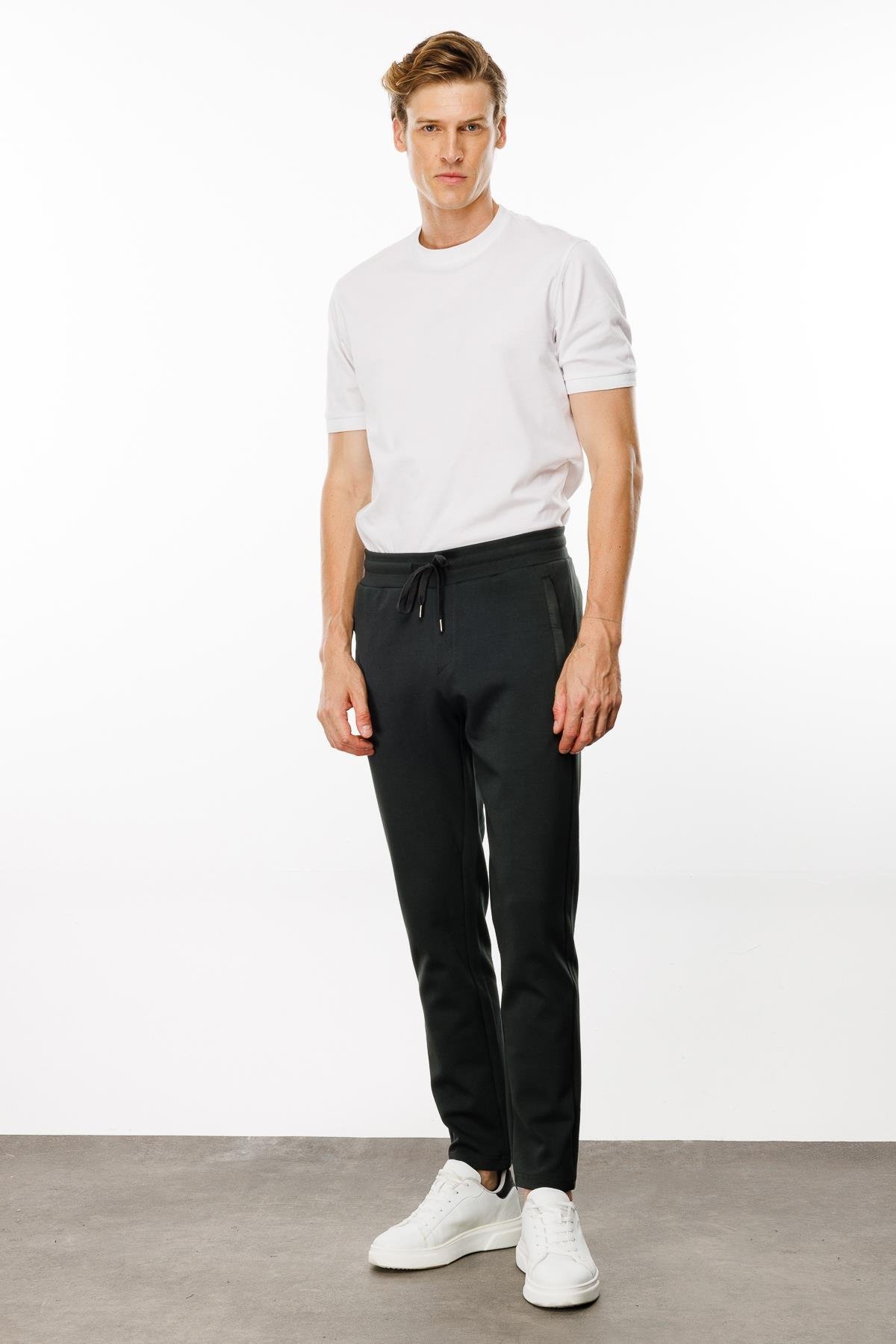 24452Erkek Cebi Kapitone Eşofman Altı Haki