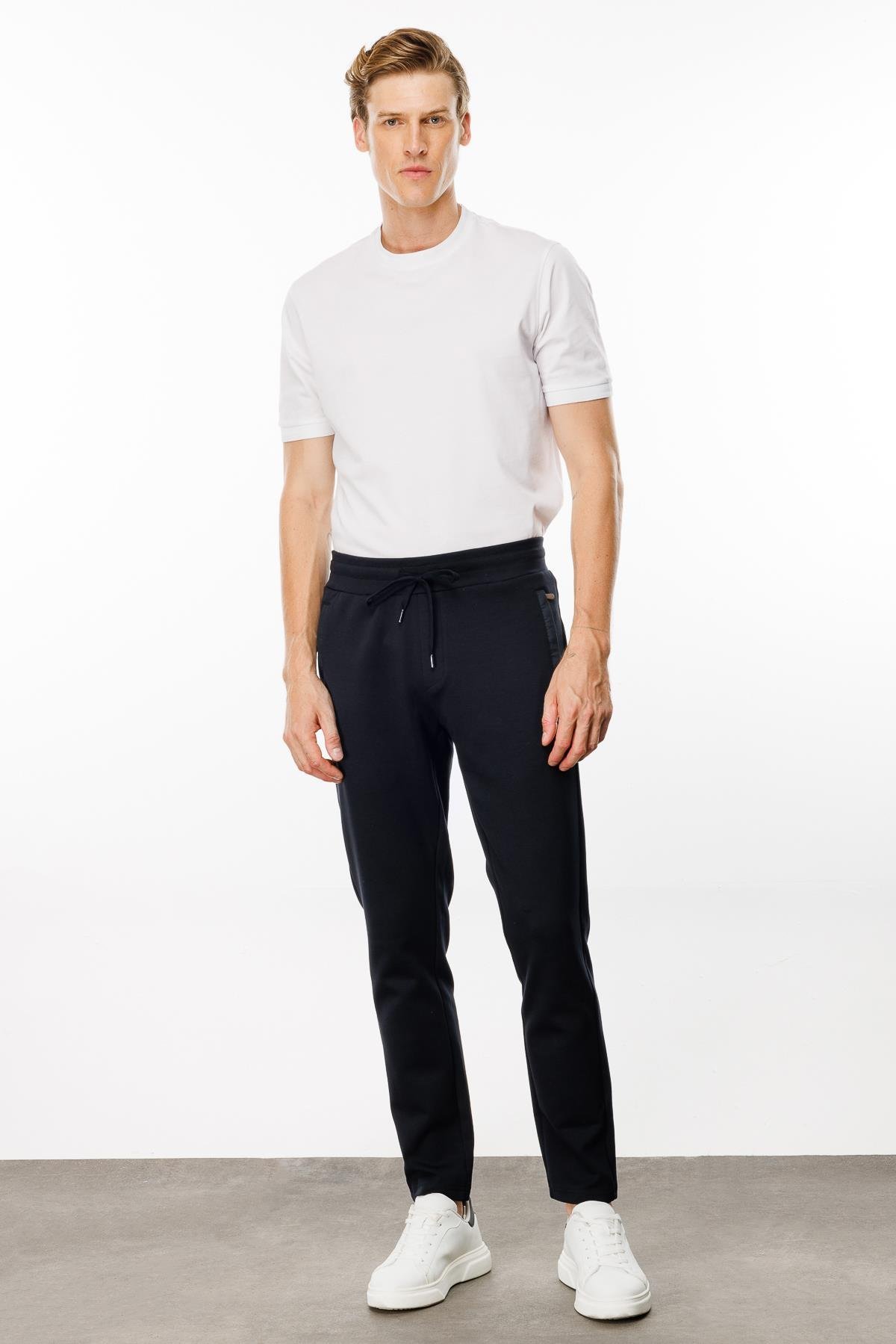 24452Erkek Cebi Kapitone Eşofman Altı Lacivert