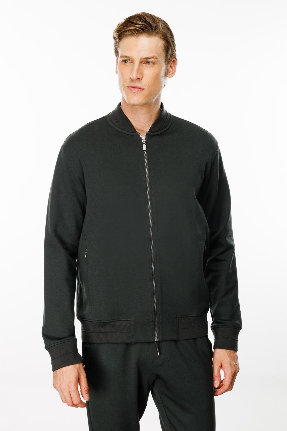 24454Erkek Cepleri Fermuarlı Eşofman Üstü Haki