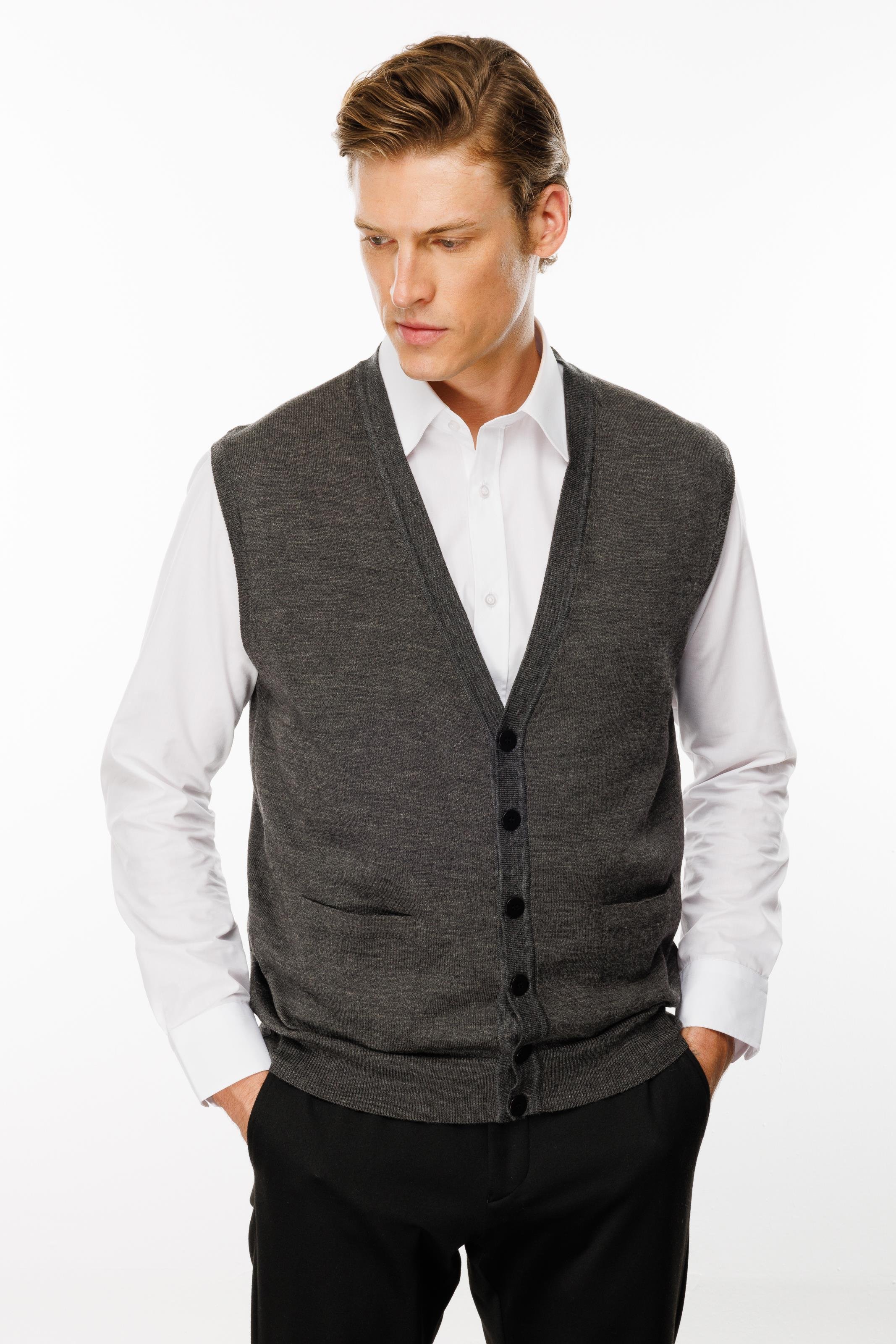 22606Erkek Cepli Yelek K.Füme