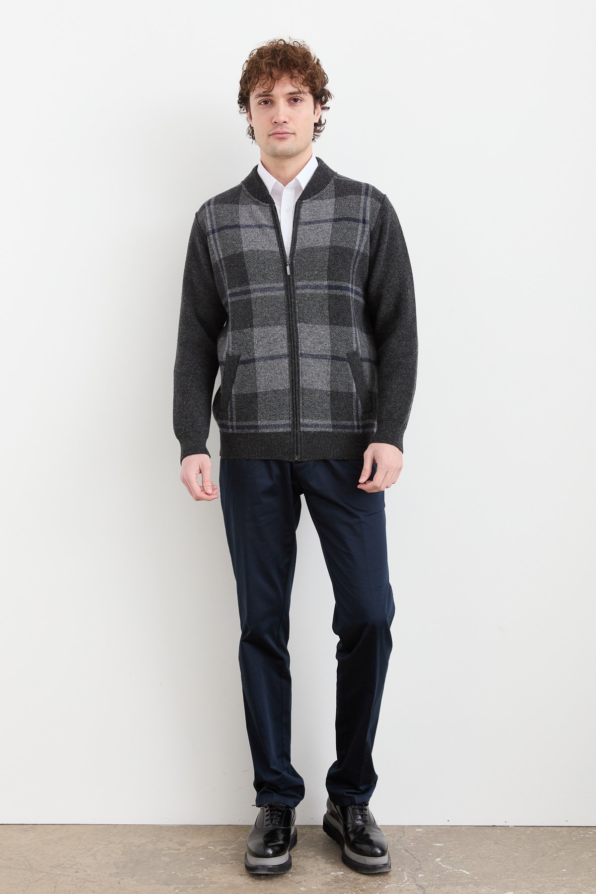 22552Erkek Hakim Yaka Kareli Pike Dokuma Mont K.Füme