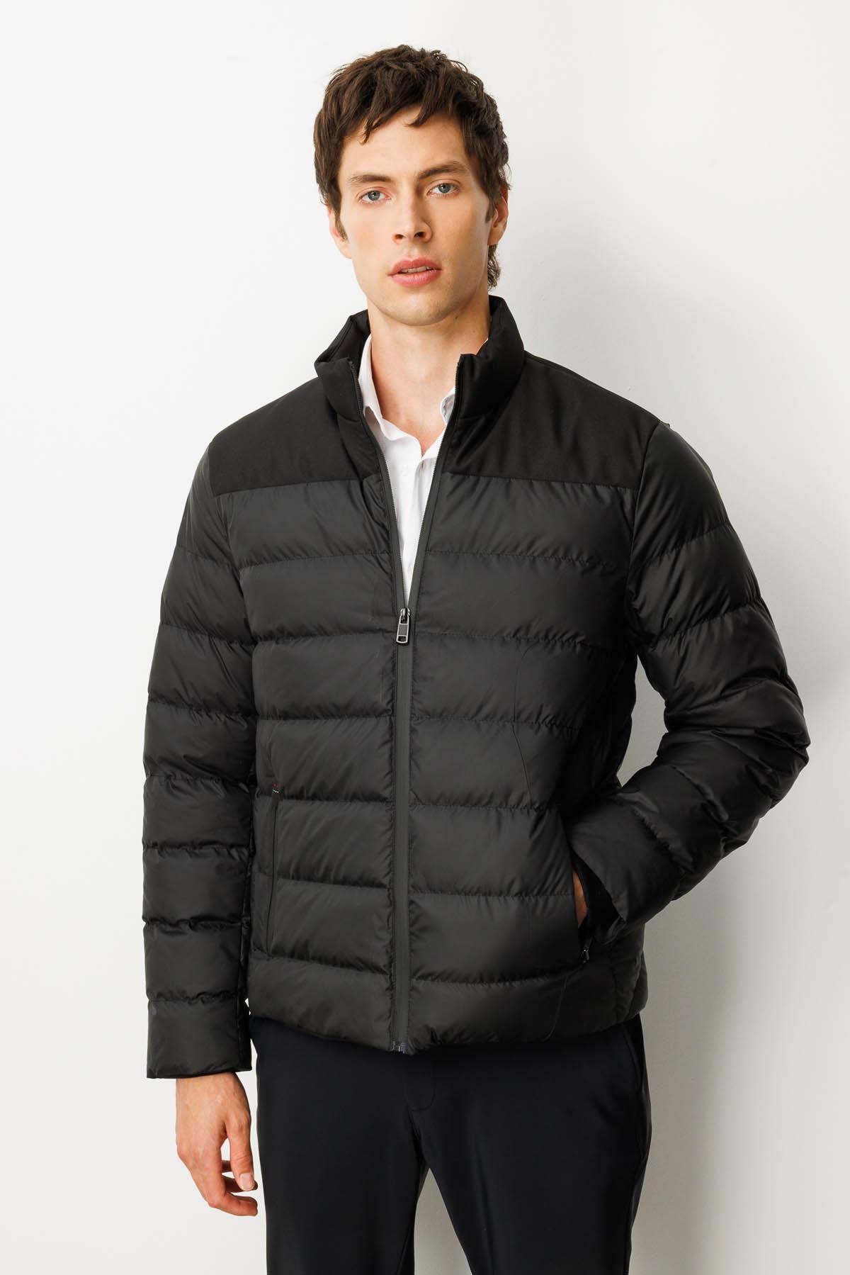 25428Erkek Kapitone Şişme Mont Siyah