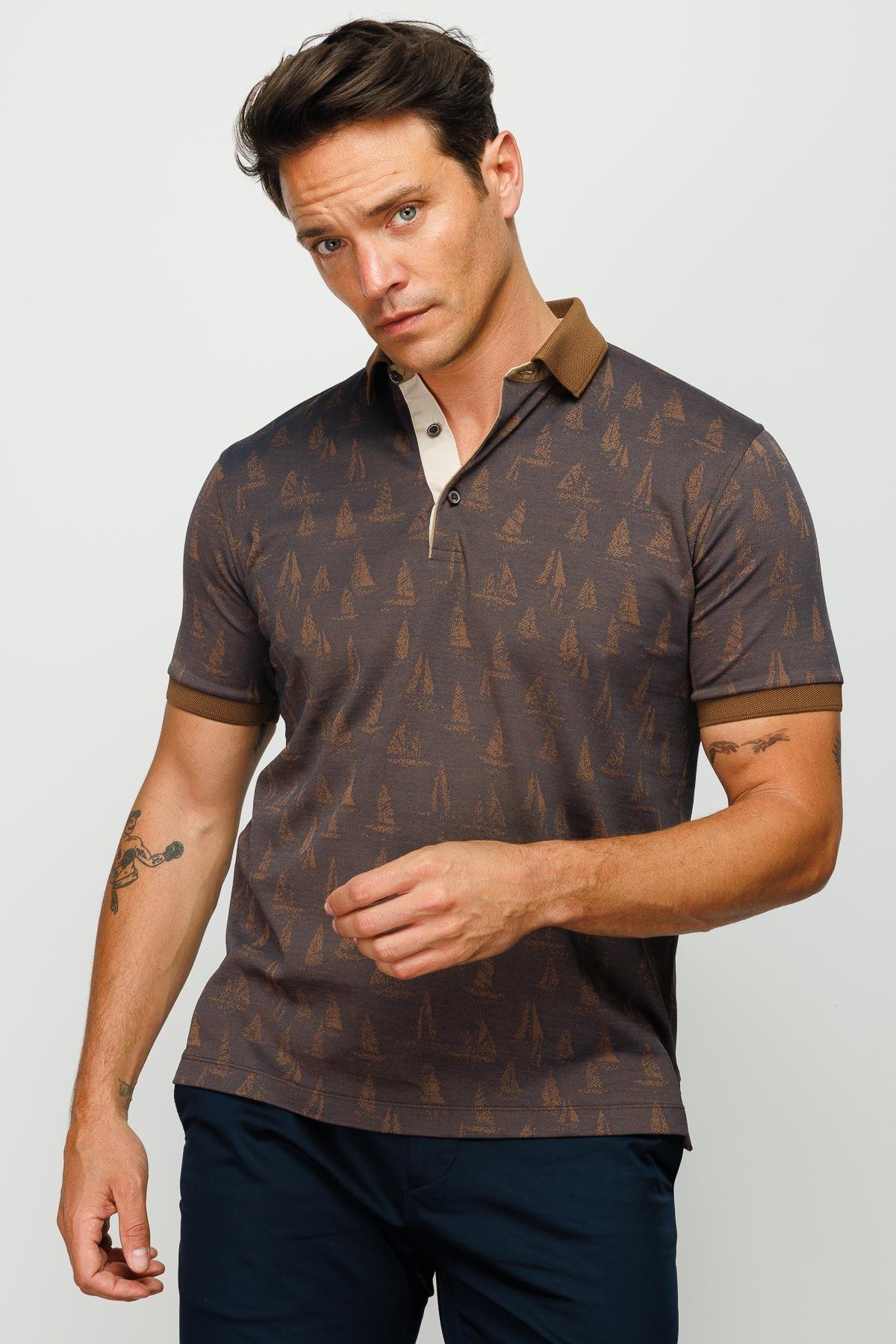 820Erkek Polo Yaka Yelken Desenli T-shirt Kahve