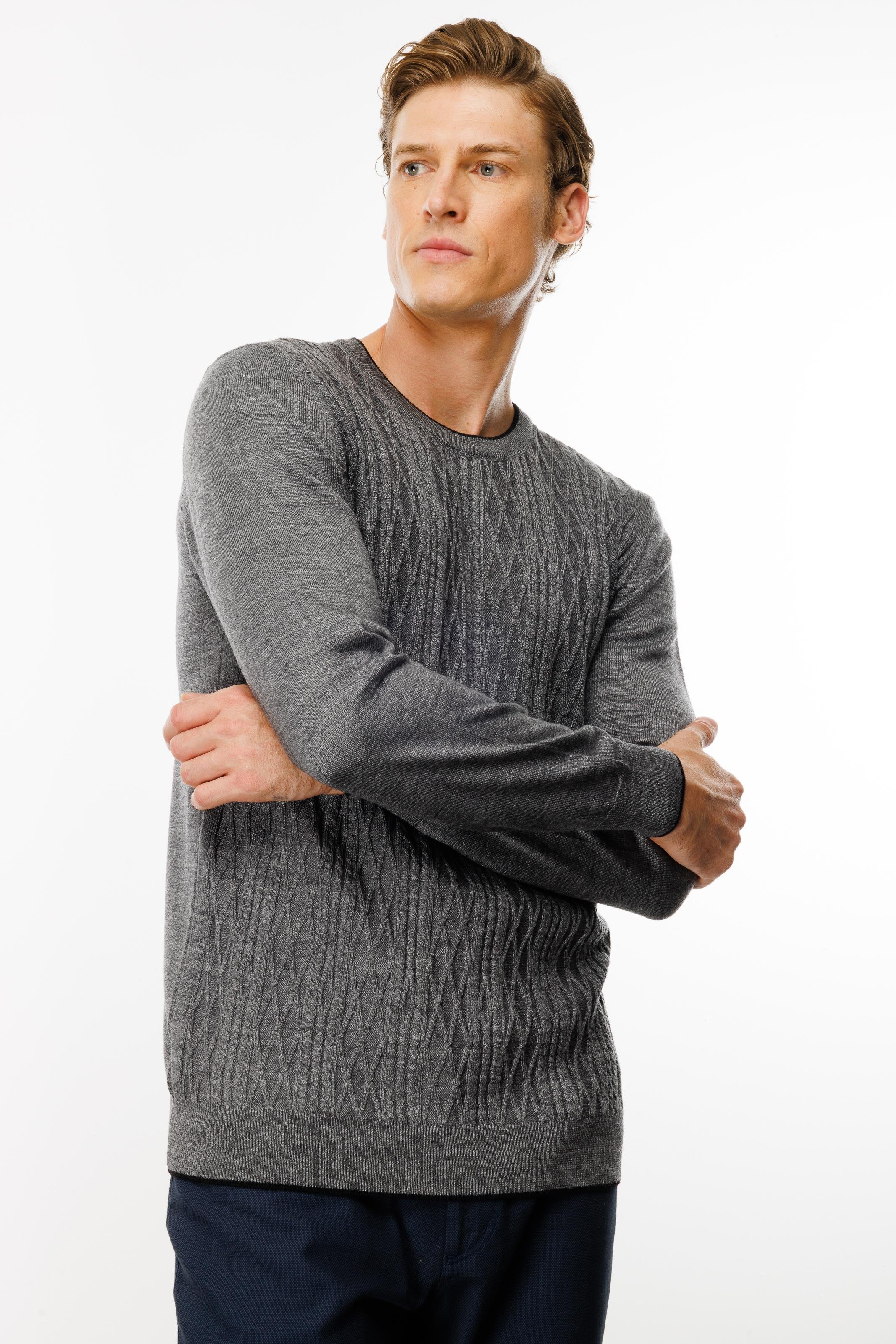 24610Erkek Sıfır Yaka Önü Baklava Örgü Kazak Füme