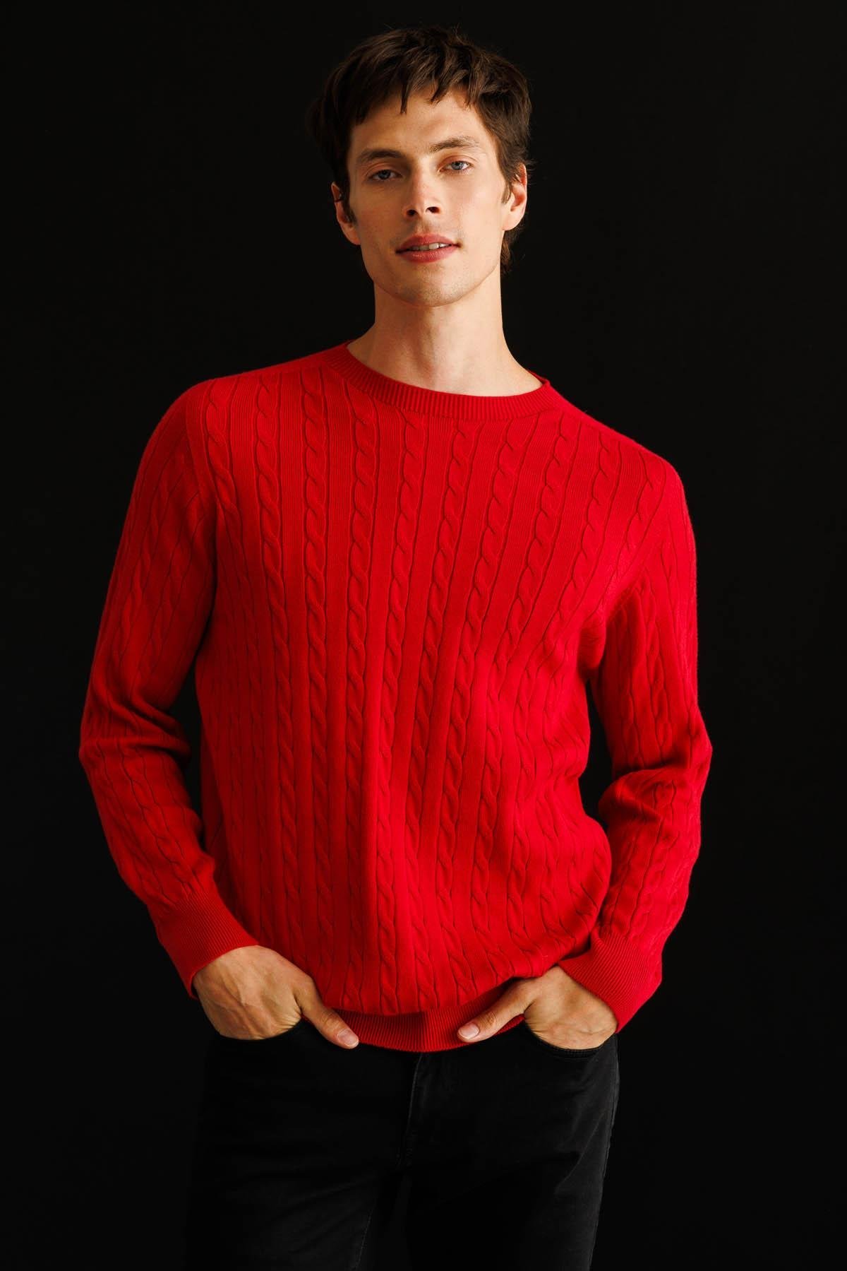 25500Erkek Sıfır Yaka Saç Örgülü Kazak K.Kırmızı