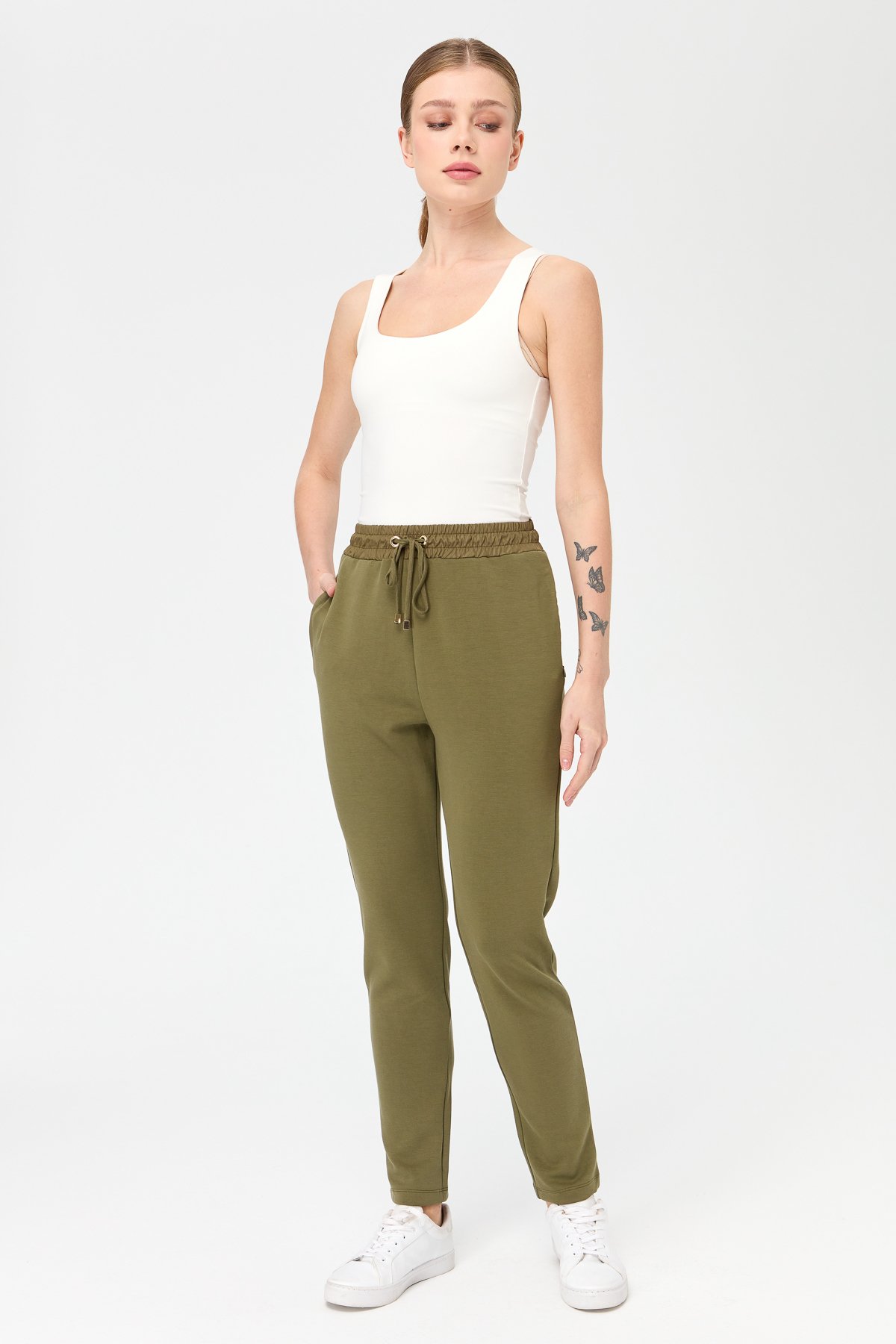 KMK23002Kadın Beli Bağcıklı Cepli Eşofman Pantolon Haki
