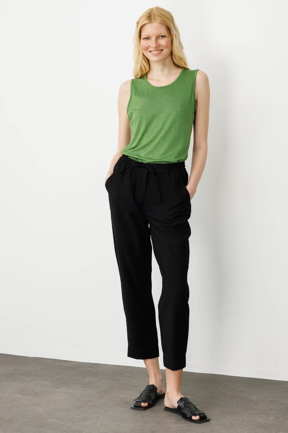 25877Kadın Beli Lastıklı Keten Pantolon Siyah