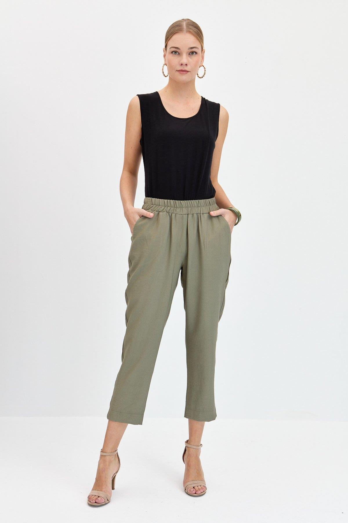 KMYPT04Kadın Beli Lastikli Yan Cepli Havuç Kesim Keten Pantolon Haki