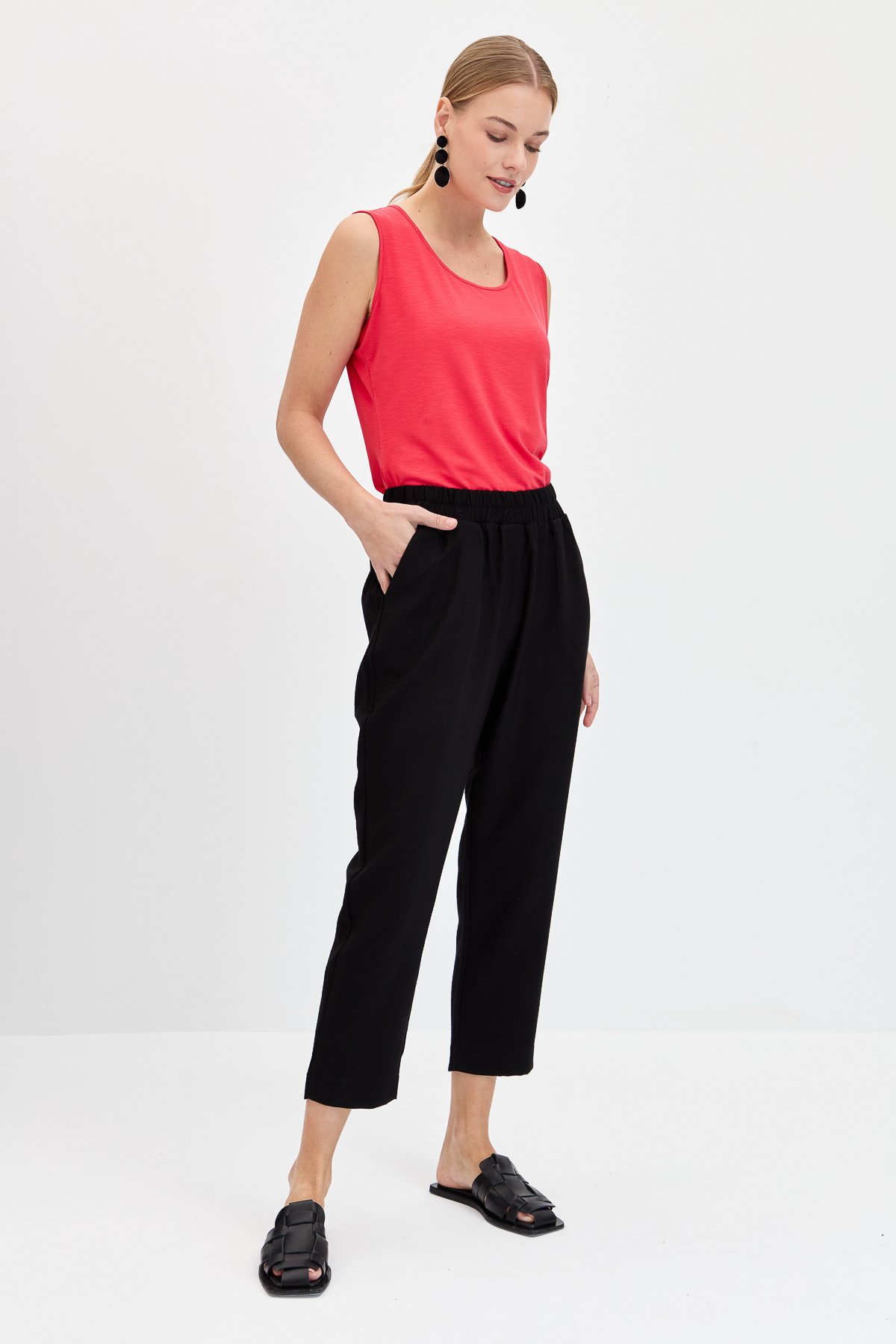 KMYPT04Kadın Beli Lastikli Yan Cepli Havuç Kesim Keten Pantolon Siyah