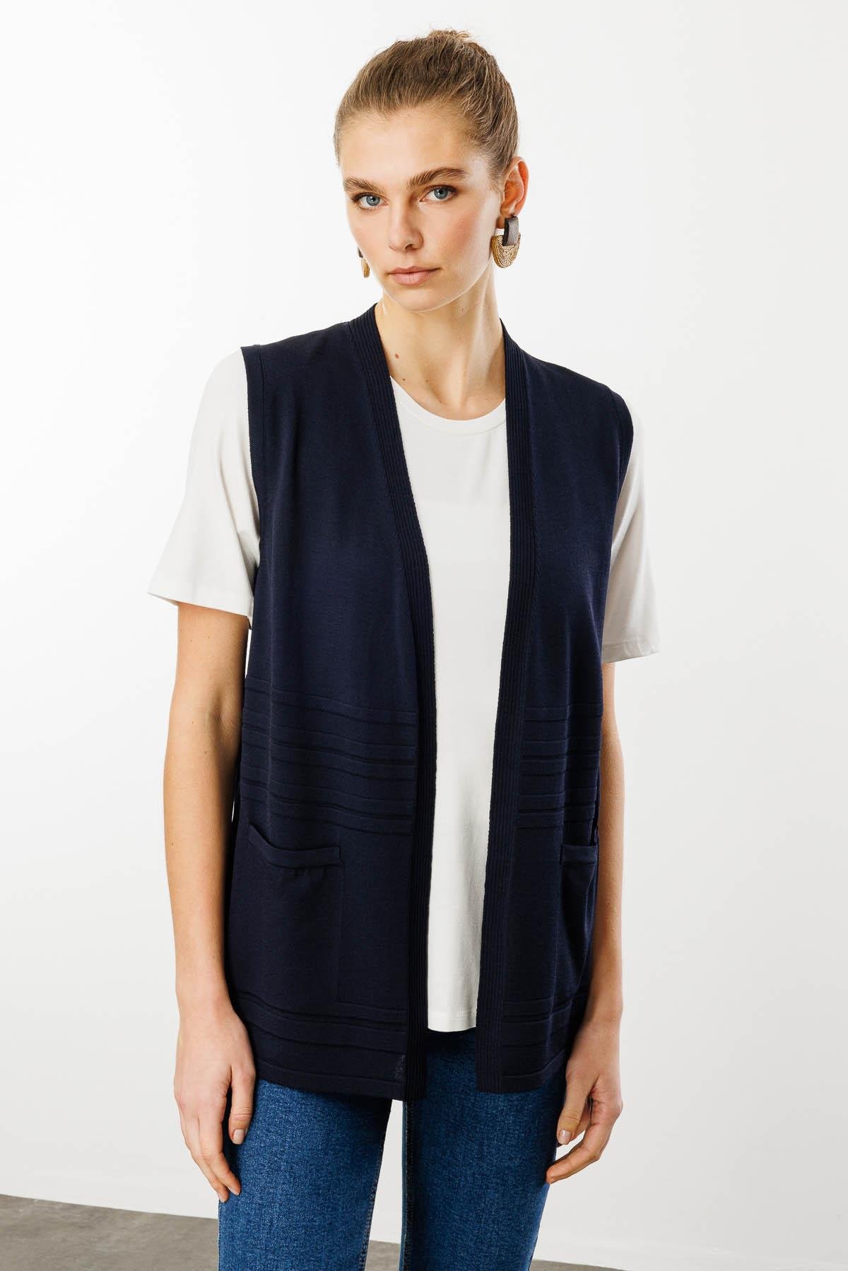 25350Kadın Cepli Yazlık Triko Yelek Lacivert