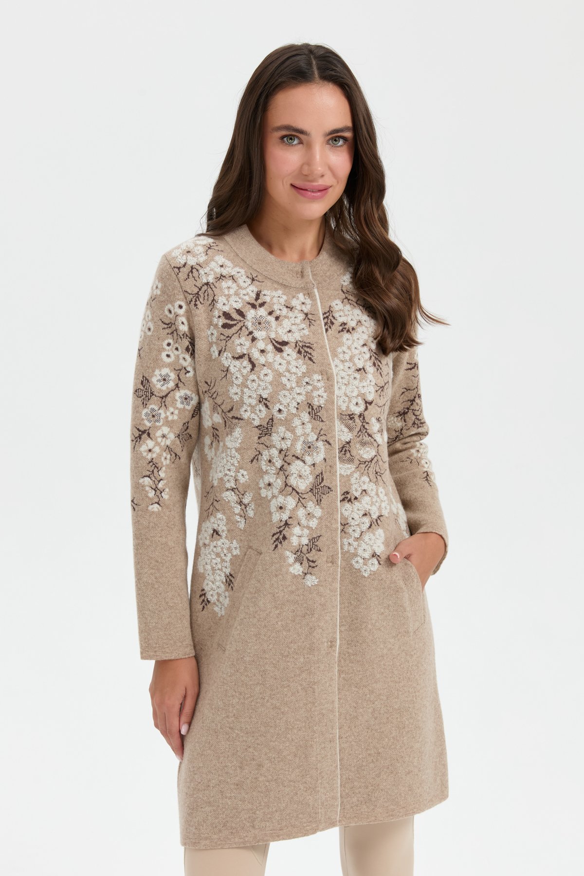 24018Kadın Dik Yaka Çiçekli Uzun Yün Kaban K.Bej