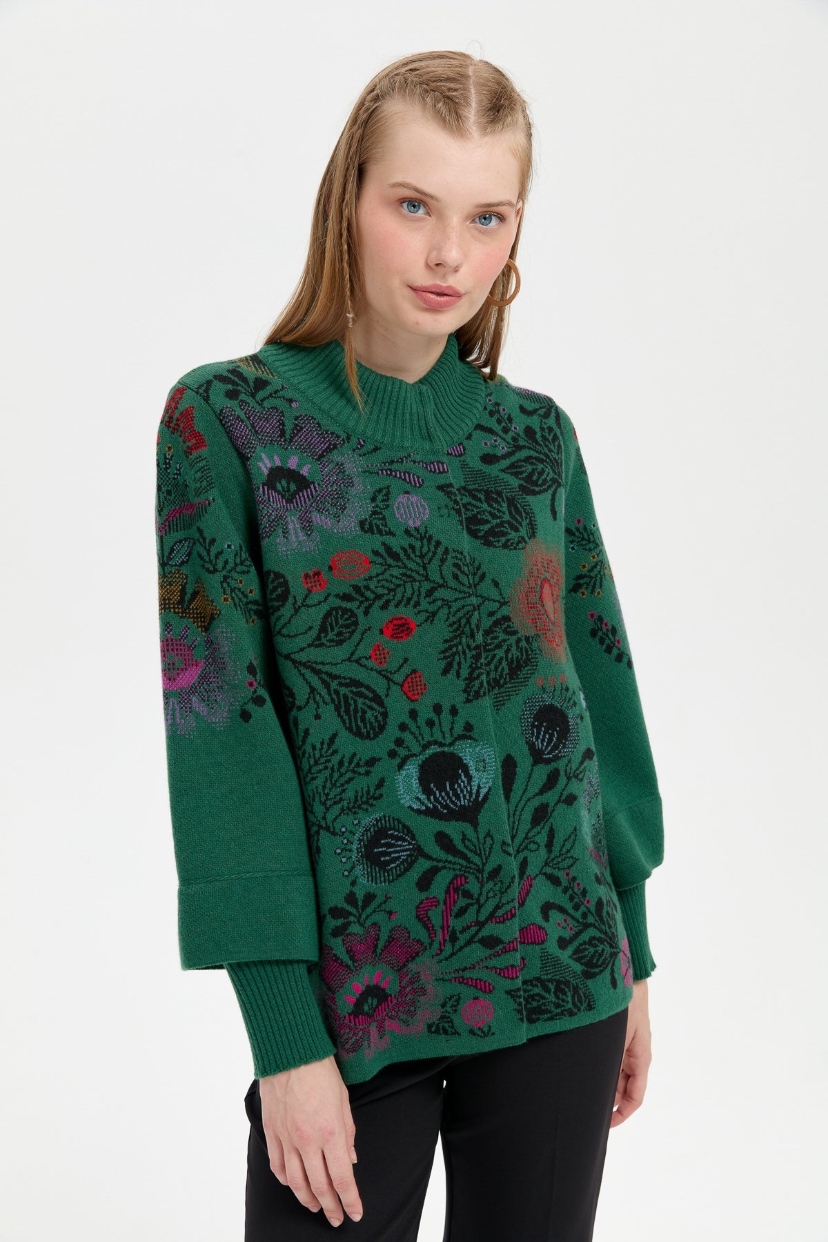 24050Kadın Dik Yaka Önü Renkli Çiçekli Kısa Yün Ceket Ö.Başı