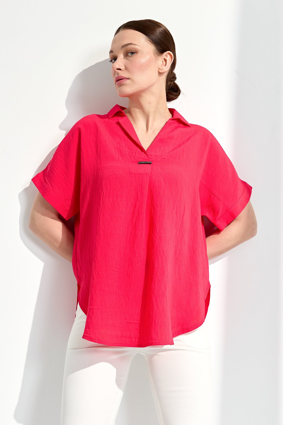 23459Kadın Gömlek Yaka Tokalı Penye T-shirt Fuşya