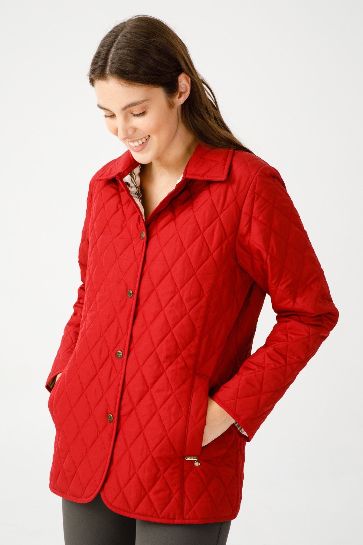 Женское стеганое пальто красное