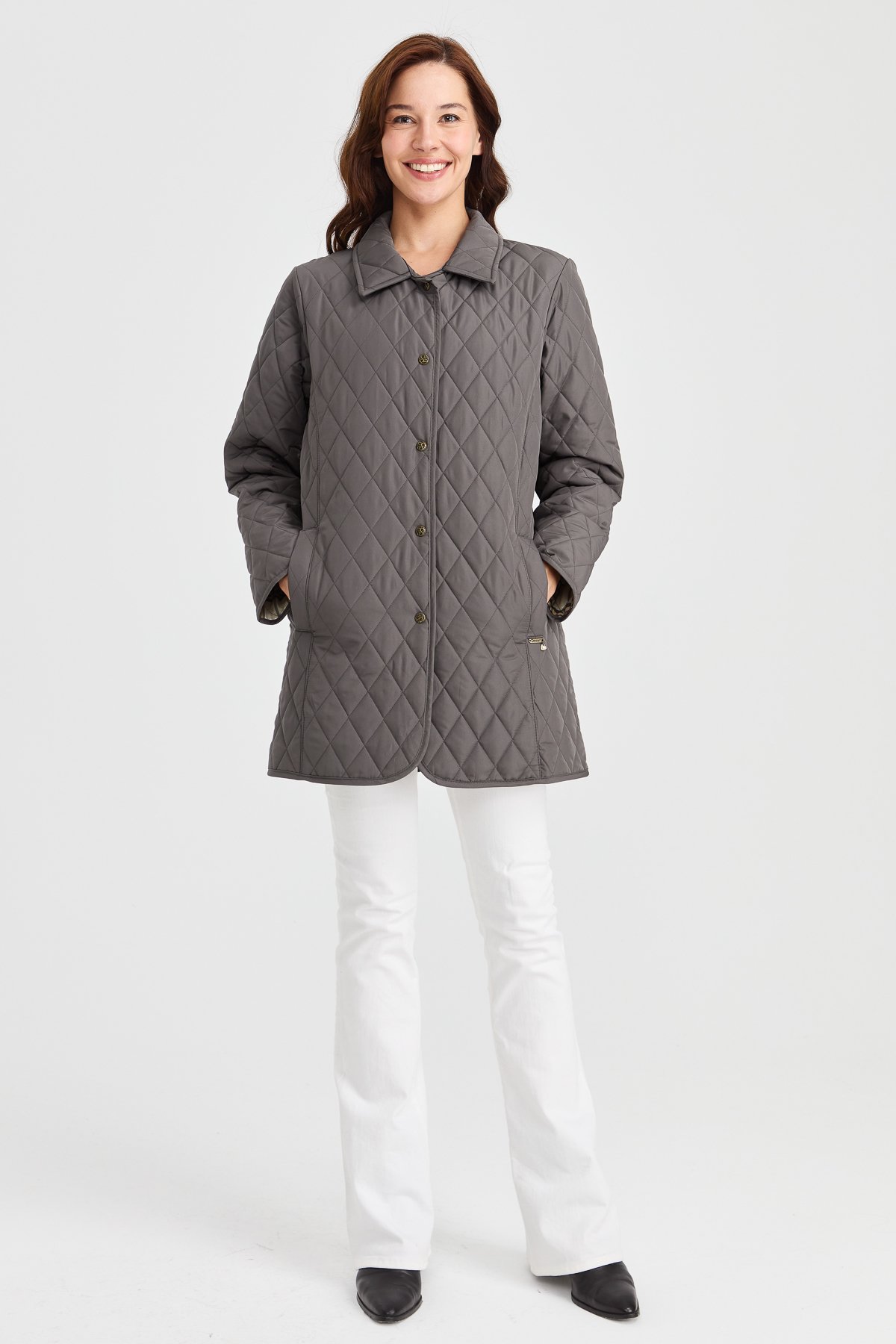 21438Kadın Kapitone Ceket Gri