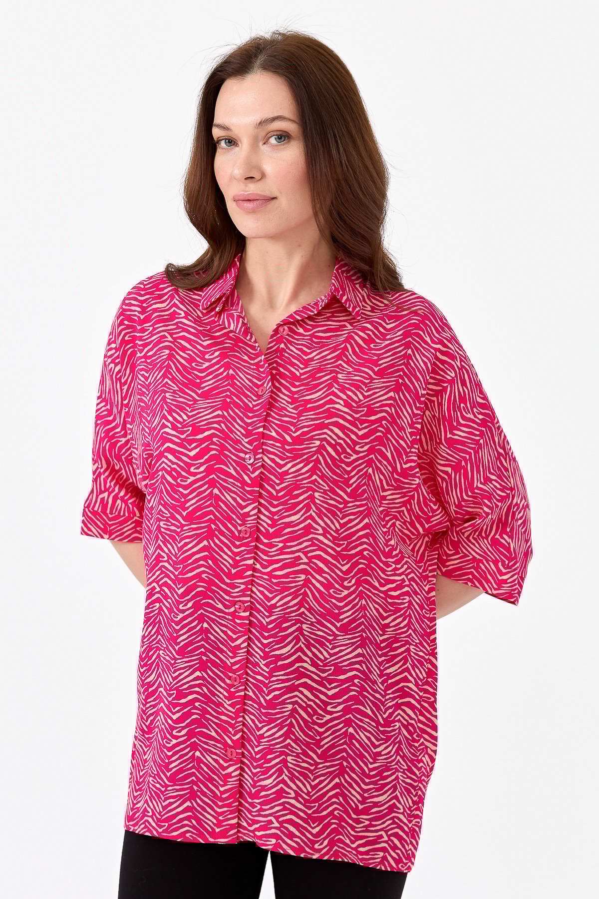 22803Kadın Kaplan Desenli Yarasa Kol Gömlek Fuşya