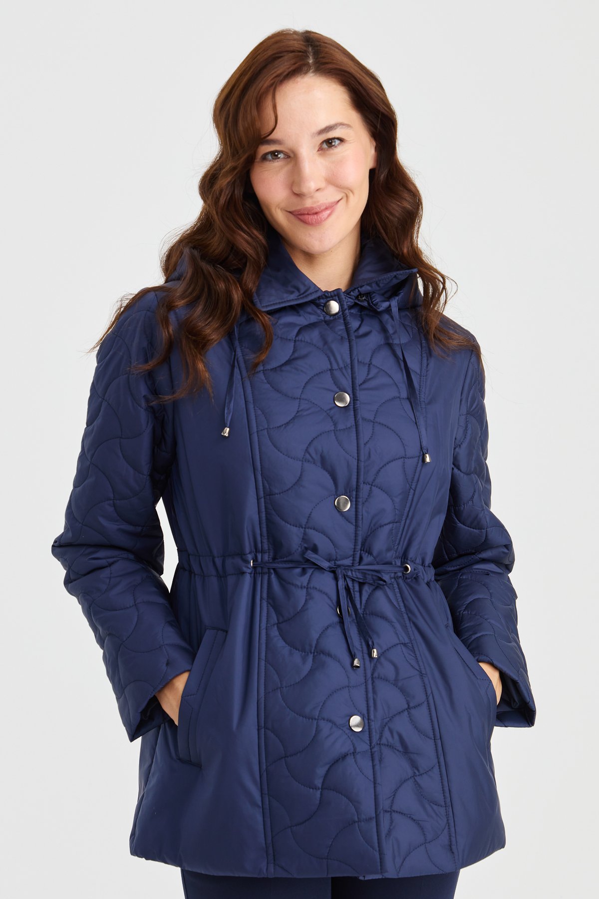 23401Kadın Kapüşonlu Beli Bağcıklı Kapitone Kaban Lacivert