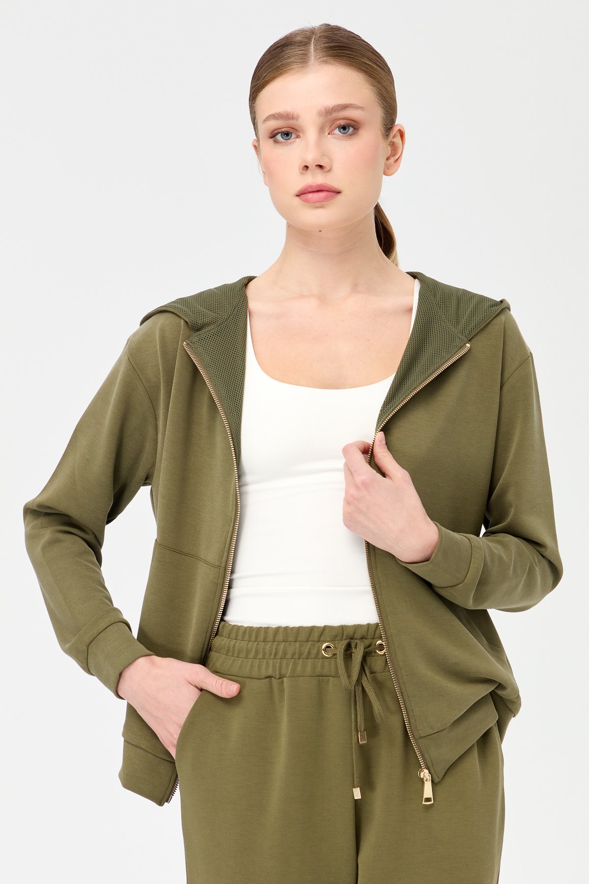 KMK23005Kadın Kapüşonlu Fileli Yan Cepli Sweat Haki