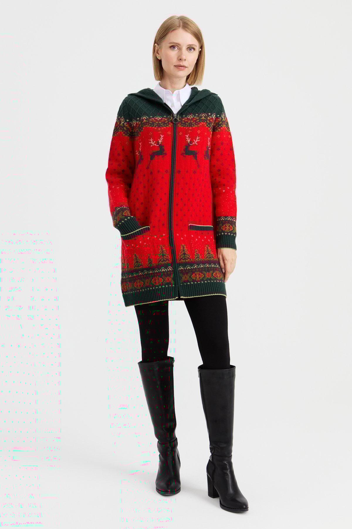 Женский шерстяной кардиган с капюшоном и узором оленя