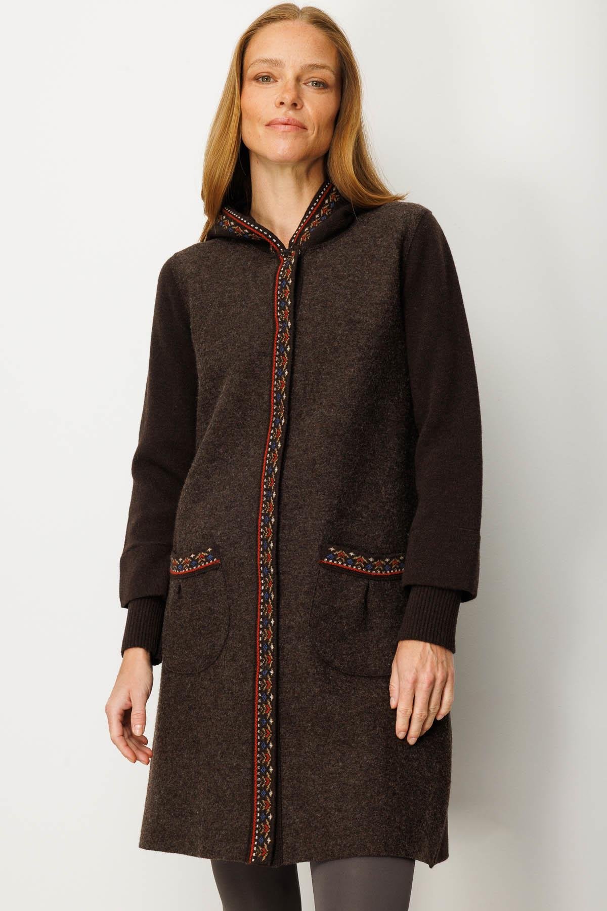 25019Kadın Kapüşonlu Önü Keçe Yün Kaban K.Kahve