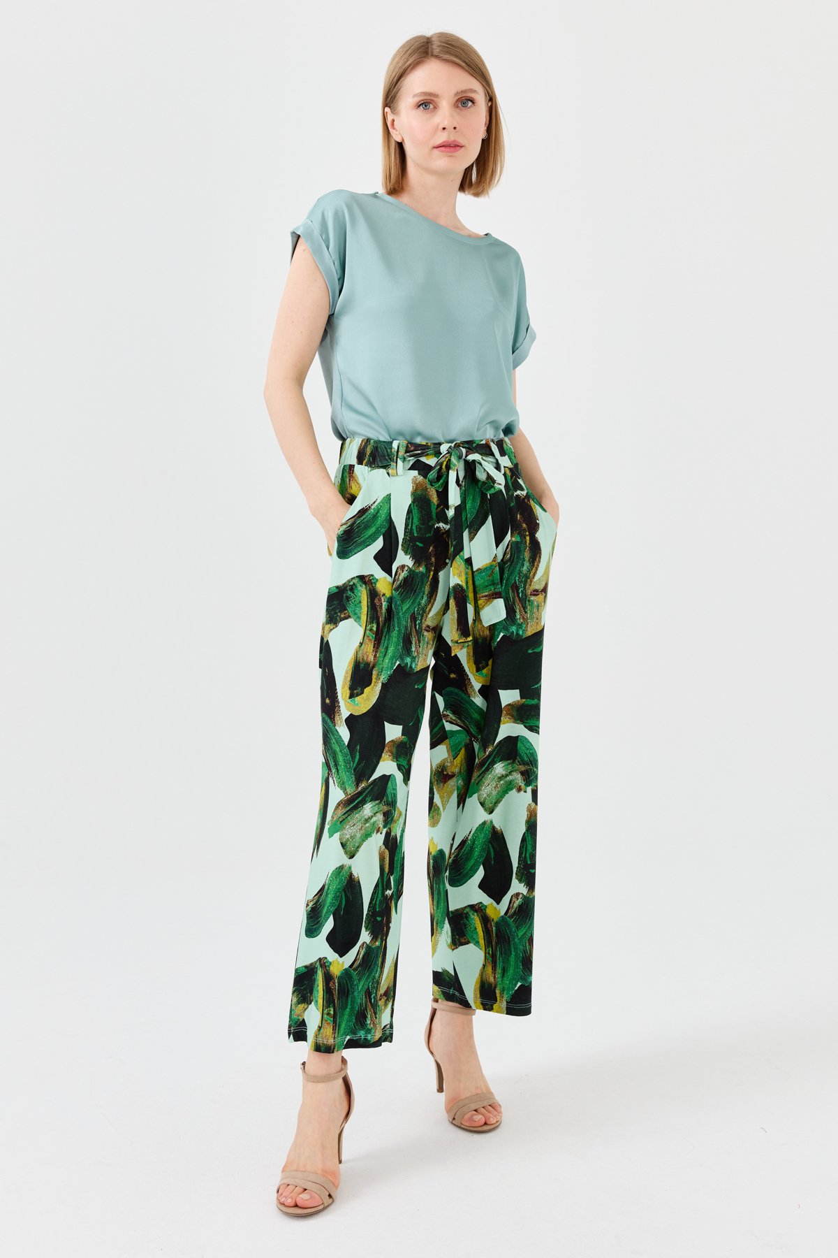 23723Kadın Karışık Desenli Bol Kesim Penye Pantolon Yeşil