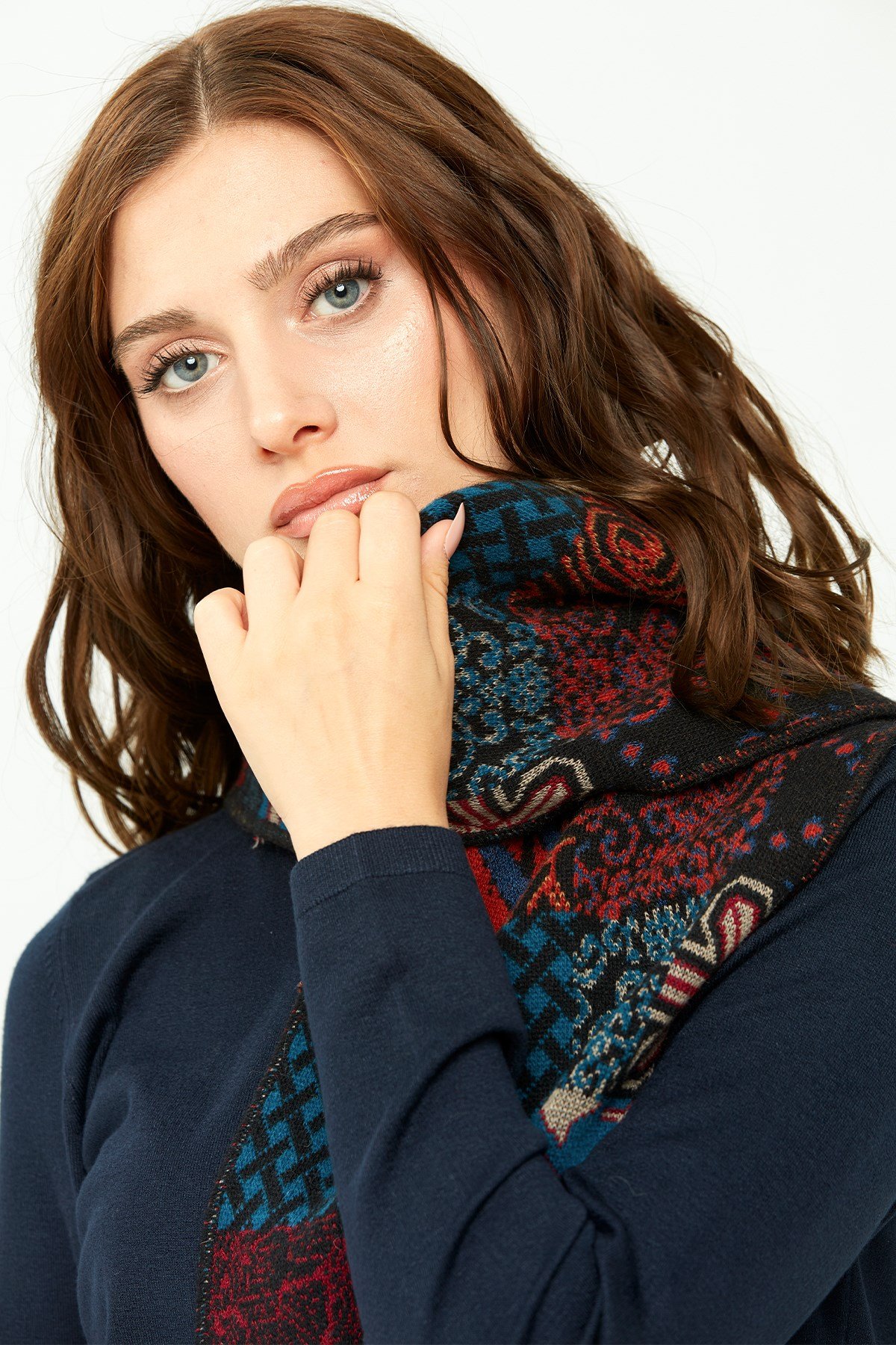 Женский шерстяной шарф черный