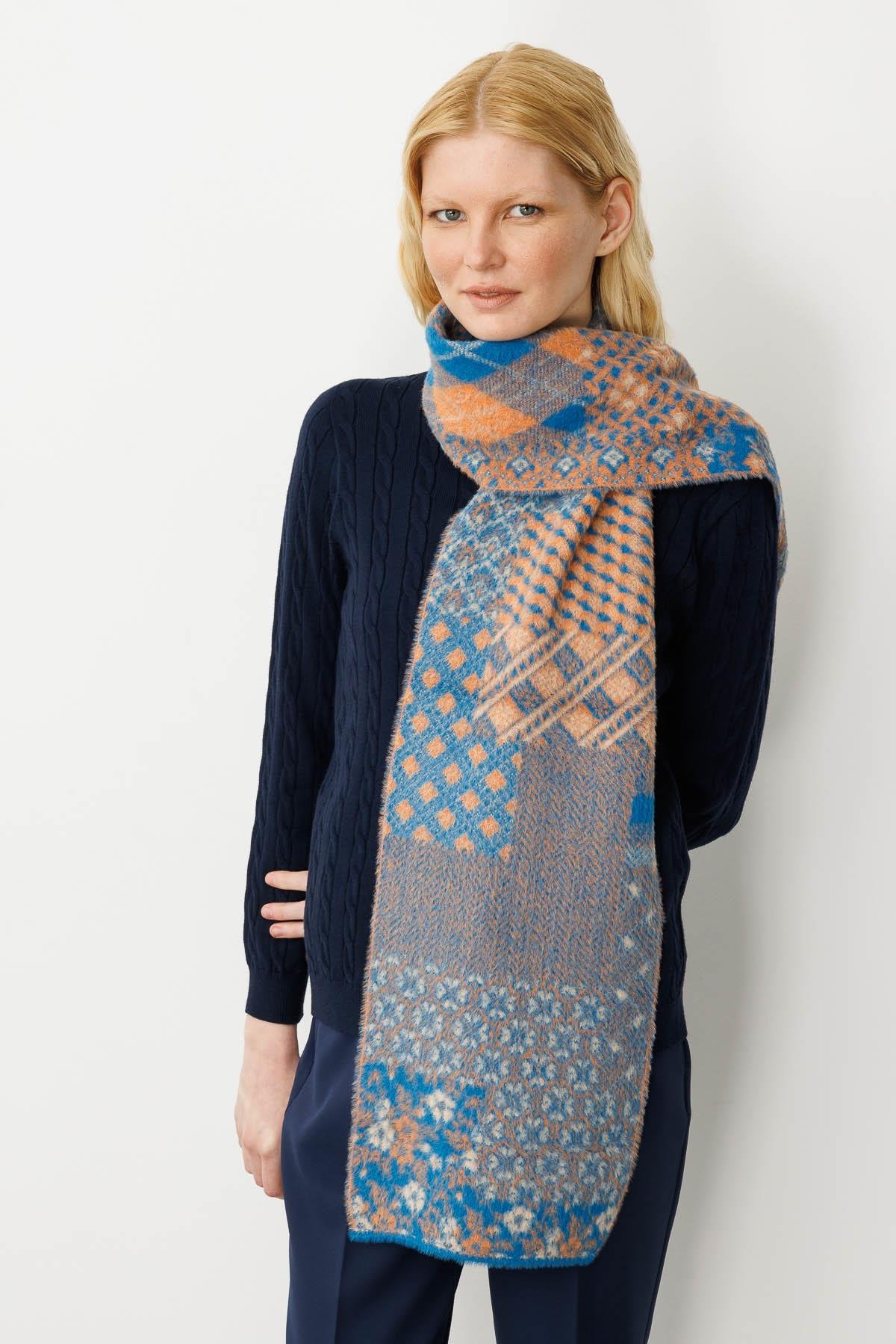 22265Kadın Kırk Yama Desenli Kaşkol 23