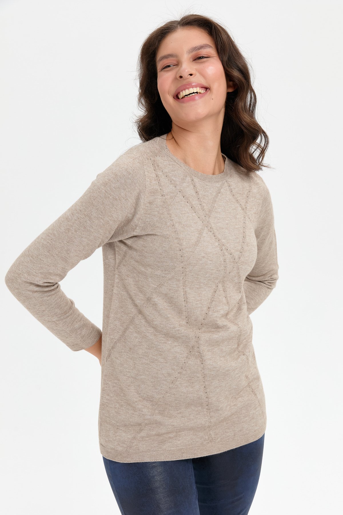 24190Kadın Önü Çapraz Desenli Taşlı Dikişsiz Kazak Vizon