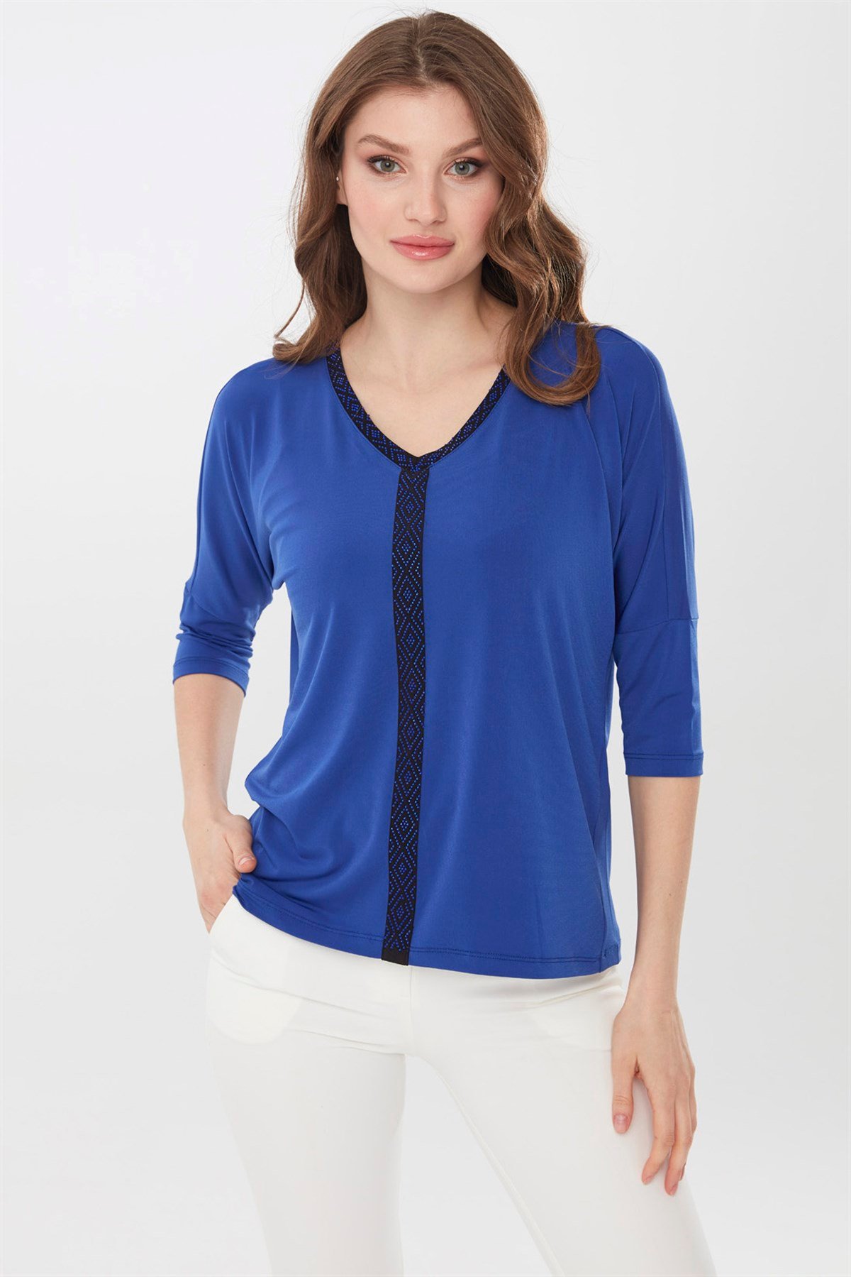 21721Kadın Önü Taş İşlemeli Truvakar Kol Bluz Saks Mavi