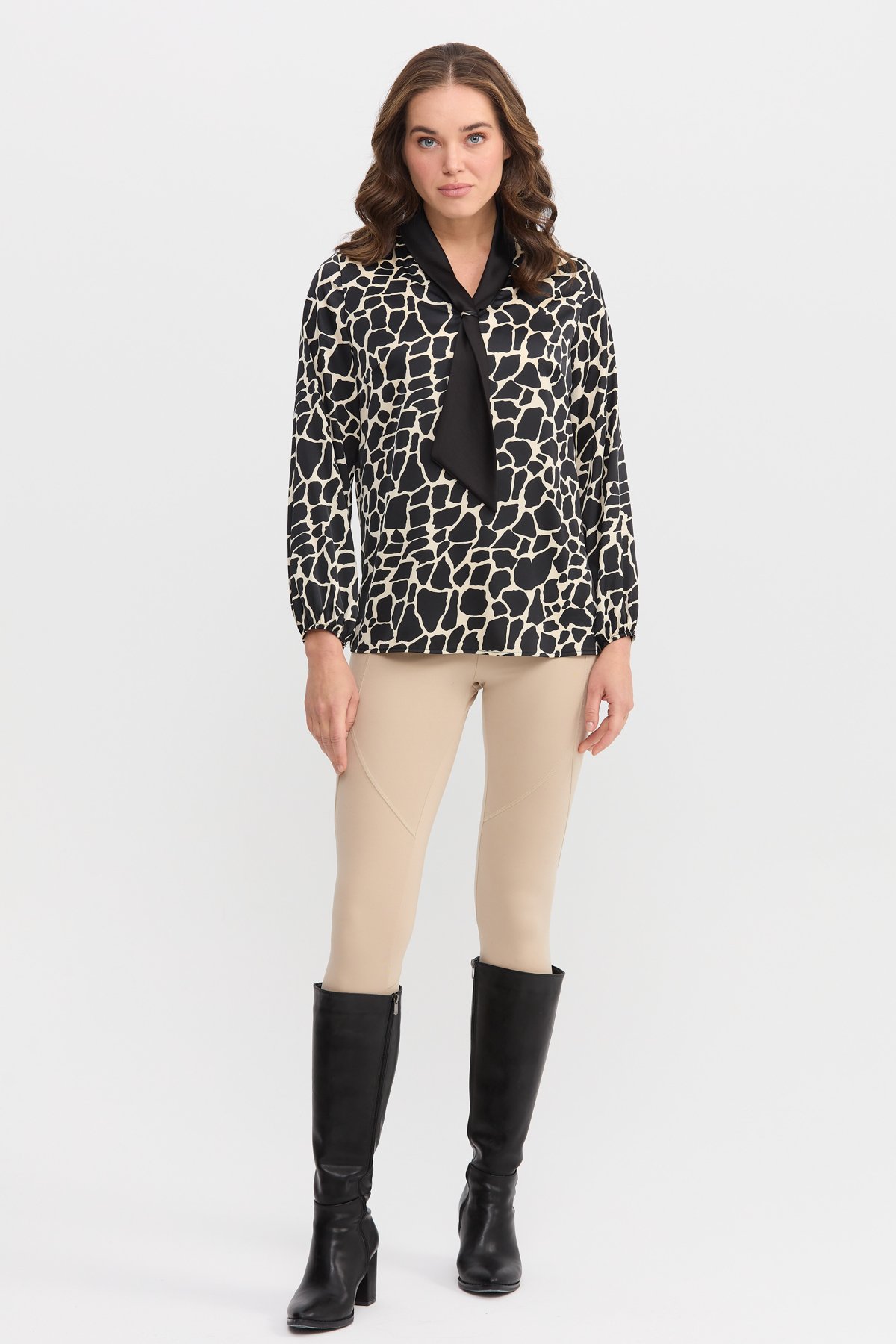 22809Kadın Örümcek Ağı Desenli Kravatlı Gömlek Siyah