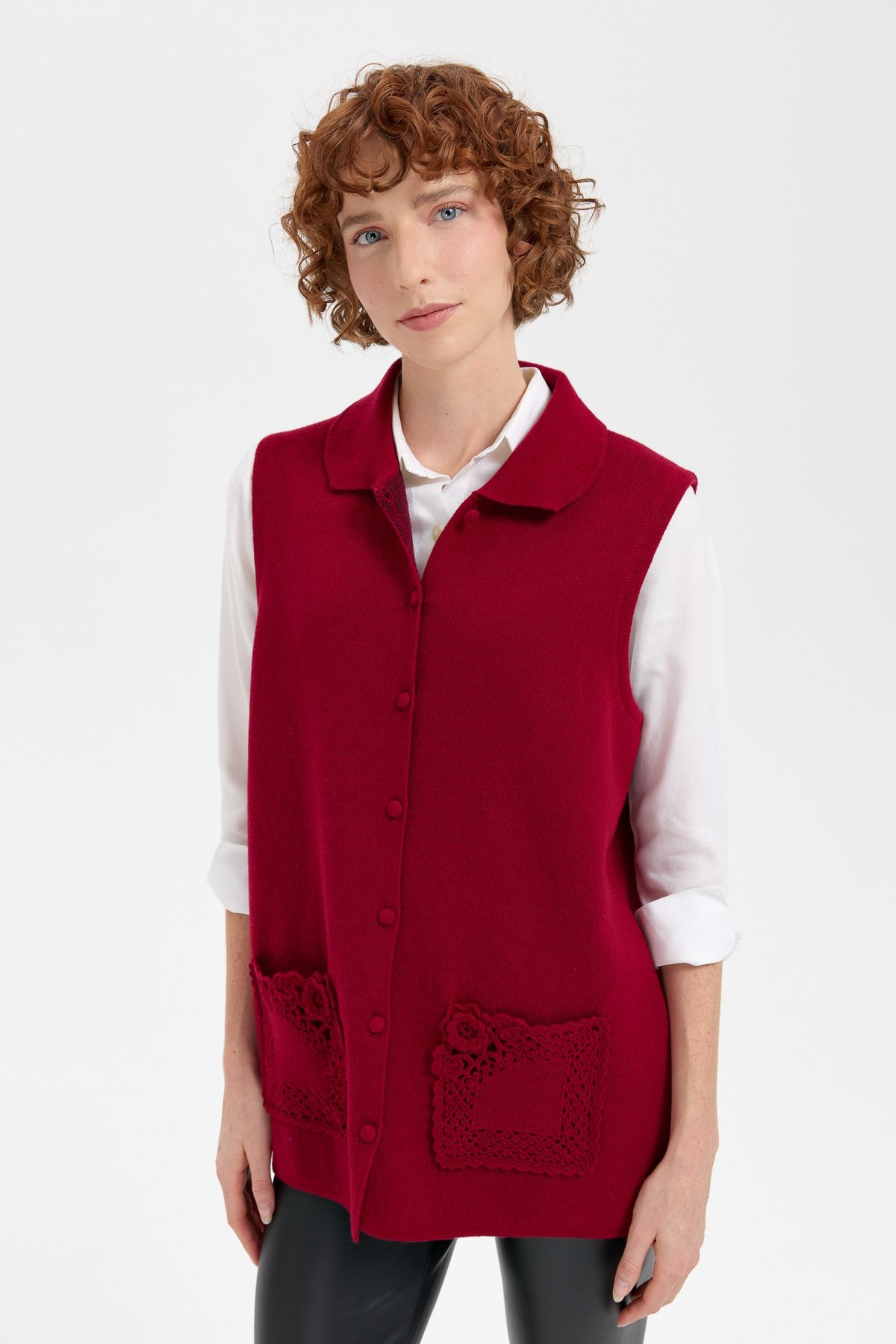 24014Kadın Polo Yaka Düğmeli Kısa Yün Yelek V.Çürüğü