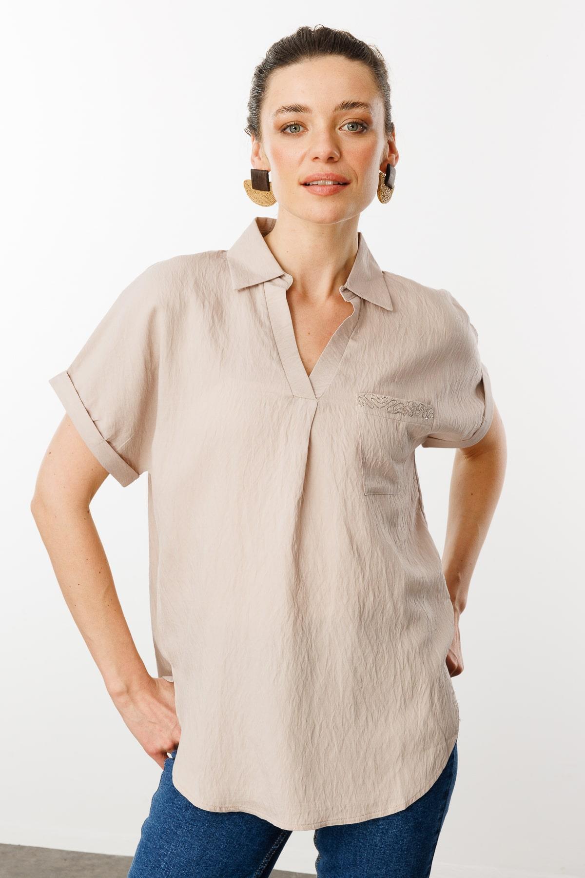 25843Kadın Polo Yaka Düşük Kol Gömlek Vizon