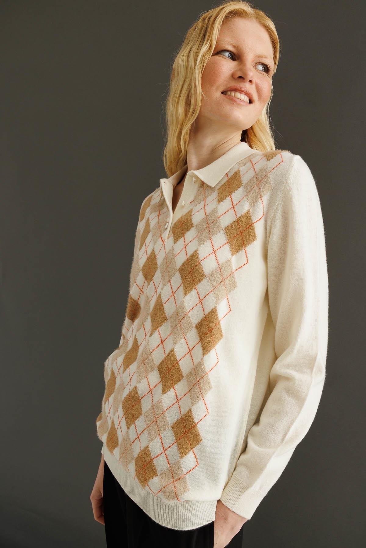 24037Kadın Polo Yaka Önü Baklavalı Yün Kazak Kemik