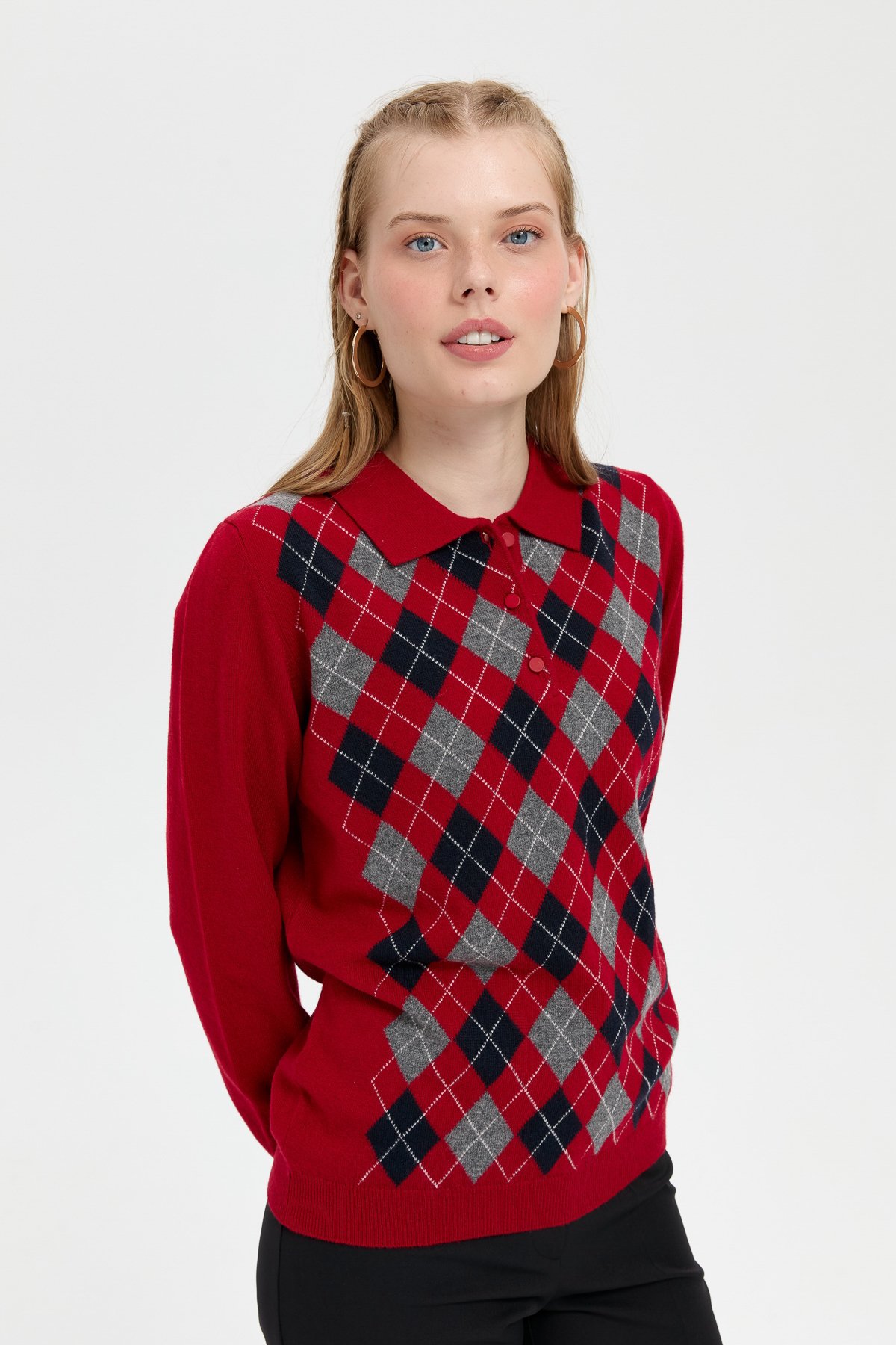 24037Kadın Polo Yaka Önü Baklavalı Yün Kazak K.Kırmızı