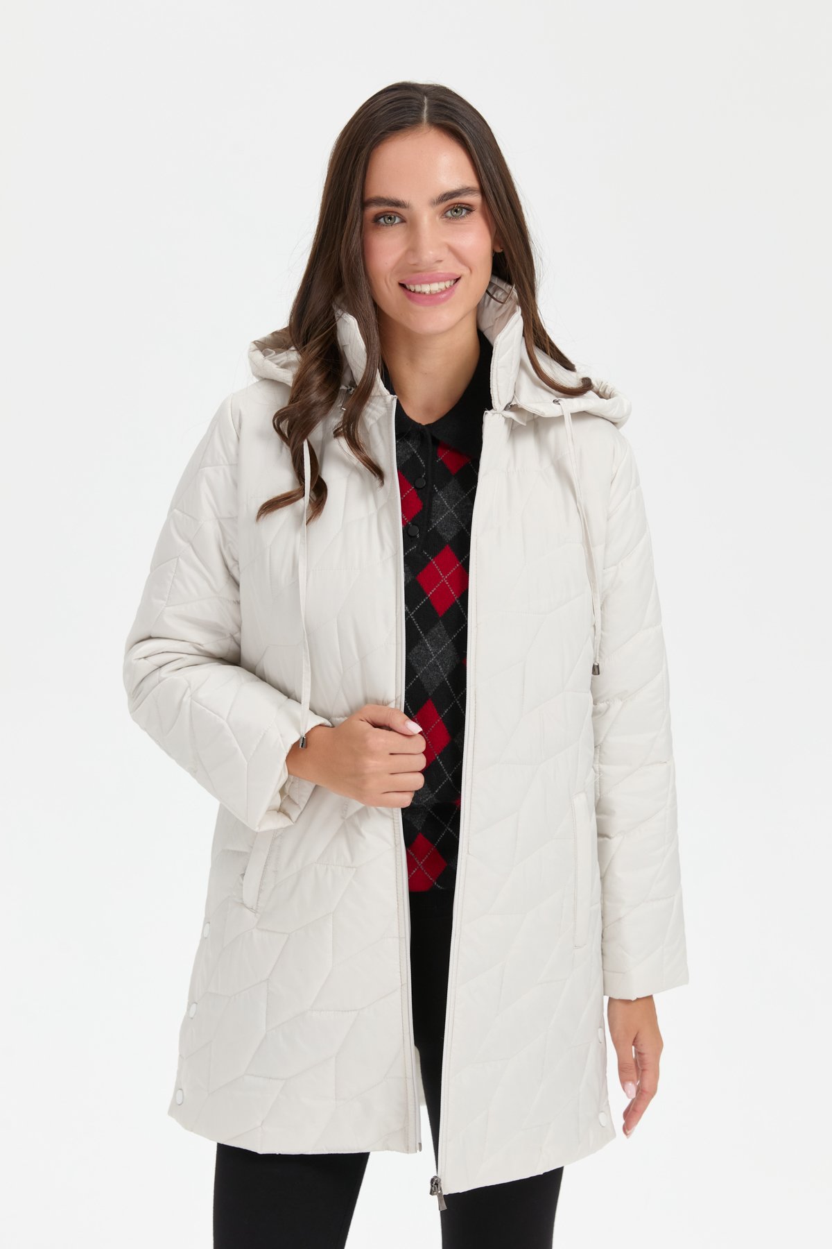 24419Kadın Polo Yaka Yanları Çıtçıtlı Yaprak Desenli Araboy Kapitone Kaban Ekru