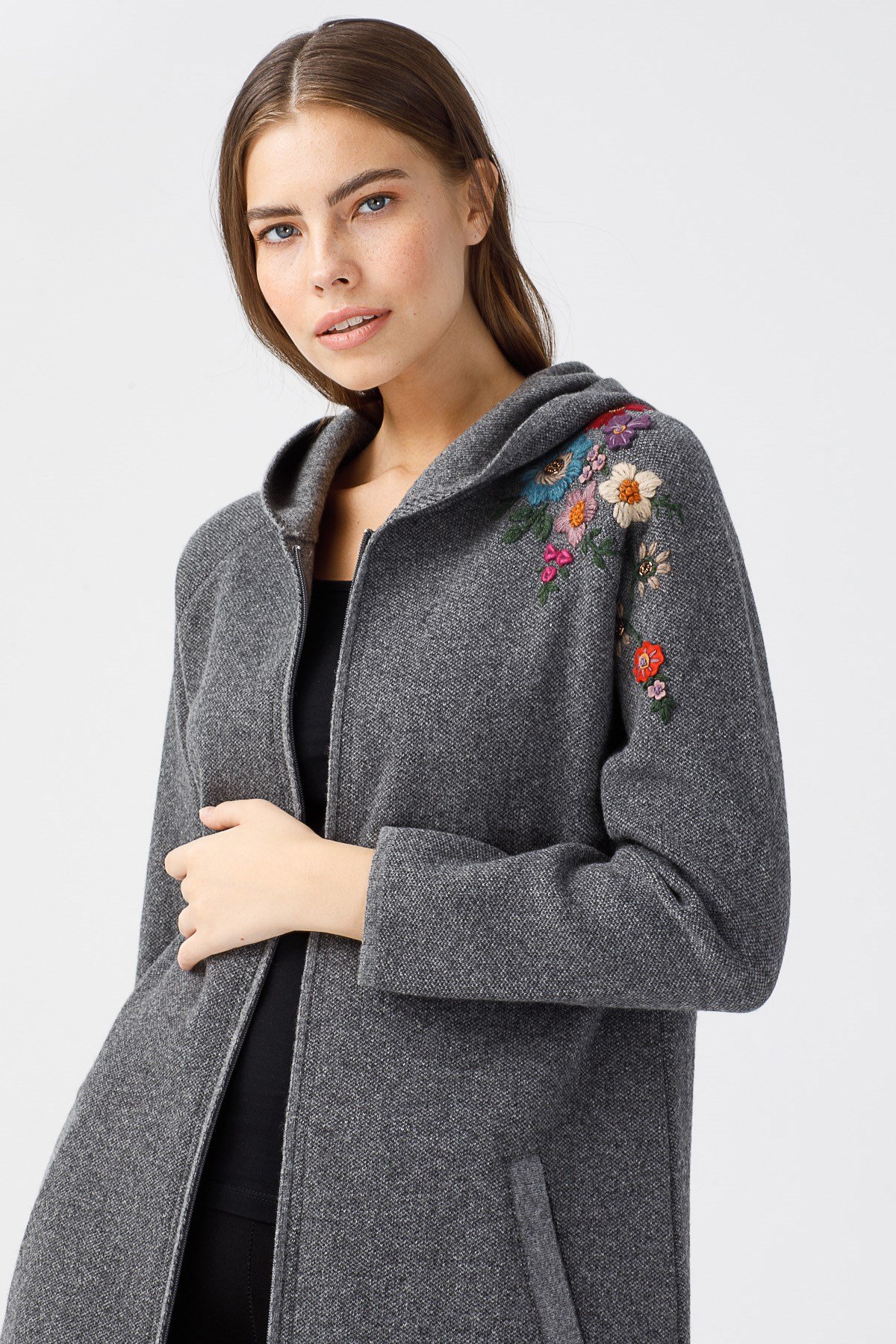 Women's Wool Lacemaking Long Cardigan Gray