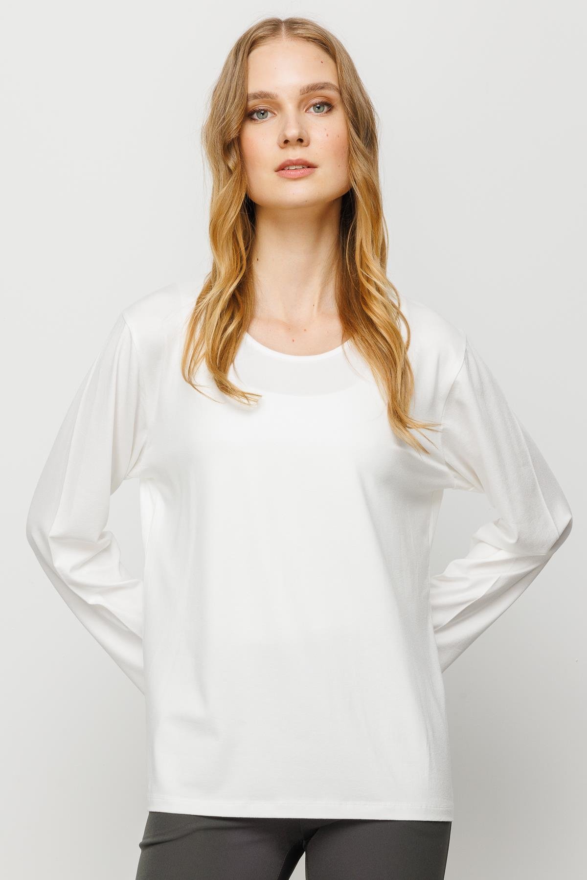 23787Kadın Sıfır Yaka Basic Penye Bluz Kemik