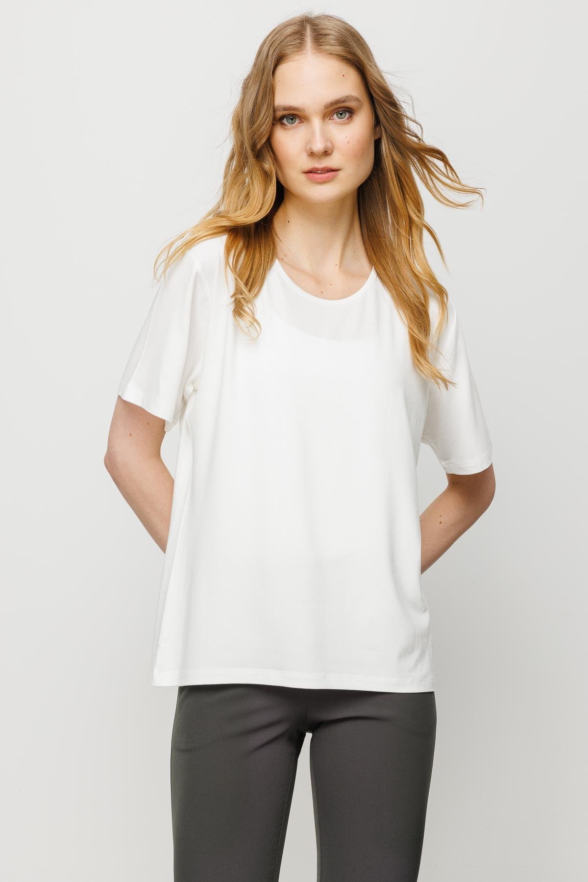 23786Kadın Sıfır Yaka Basic Penye T-shirt Kemik