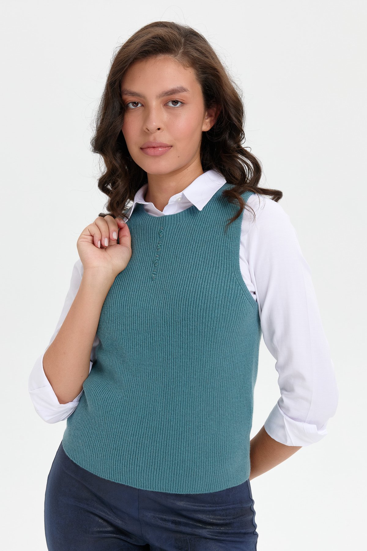 24157Kadın Sıfır Yaka Dikişsiz Önü Düğmeli Yün Süveter M.Yeşili