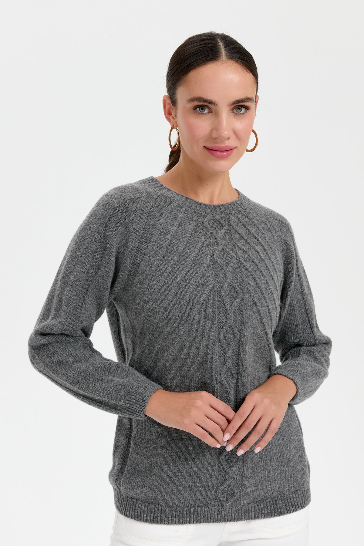 24265Kadın Sıfır Yaka Dkişsiz Önü Yürütmeli Yün Kazak Füme