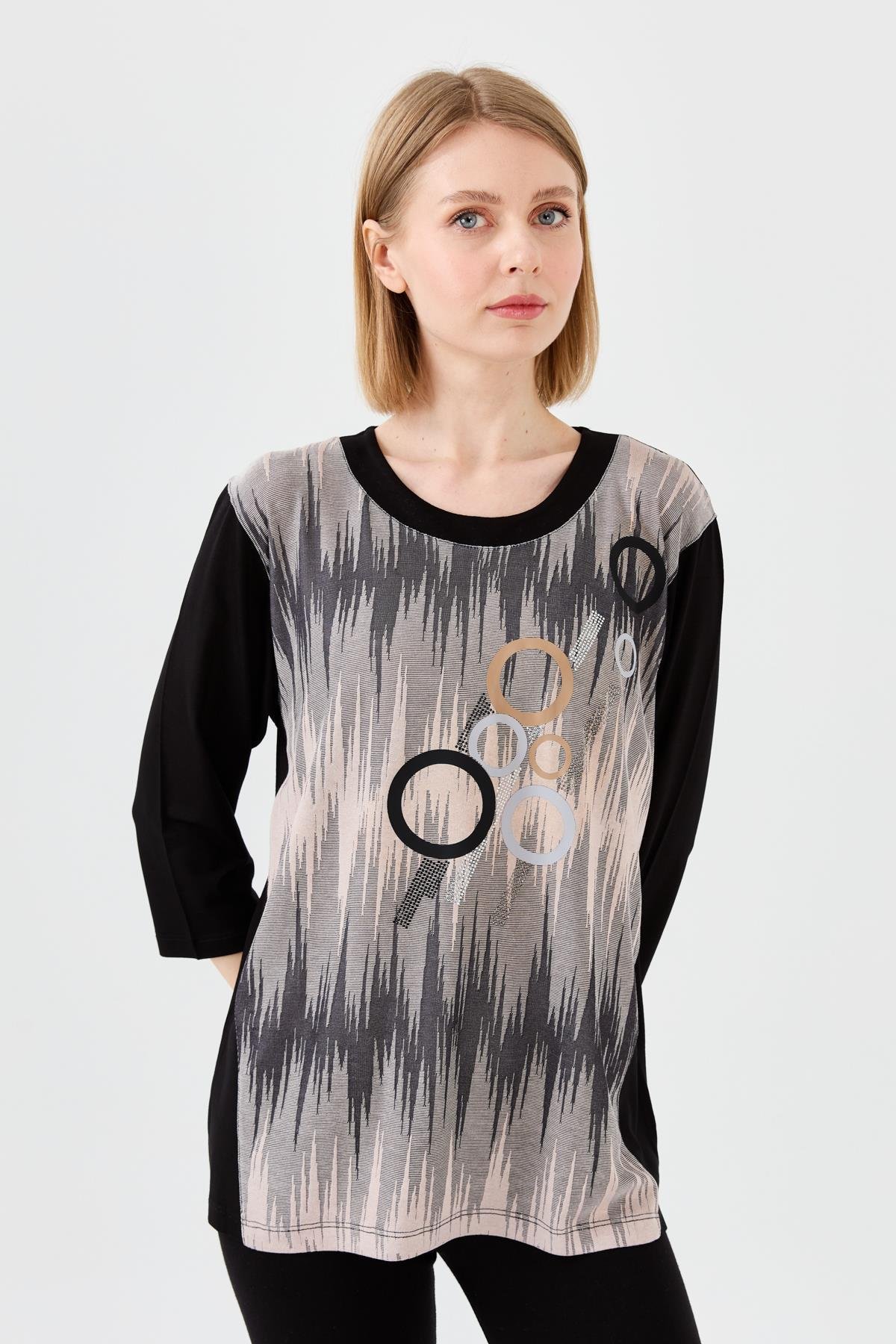 23759Kadın Sıfır Yaka Önü Desenli Penye Bluz Siyah