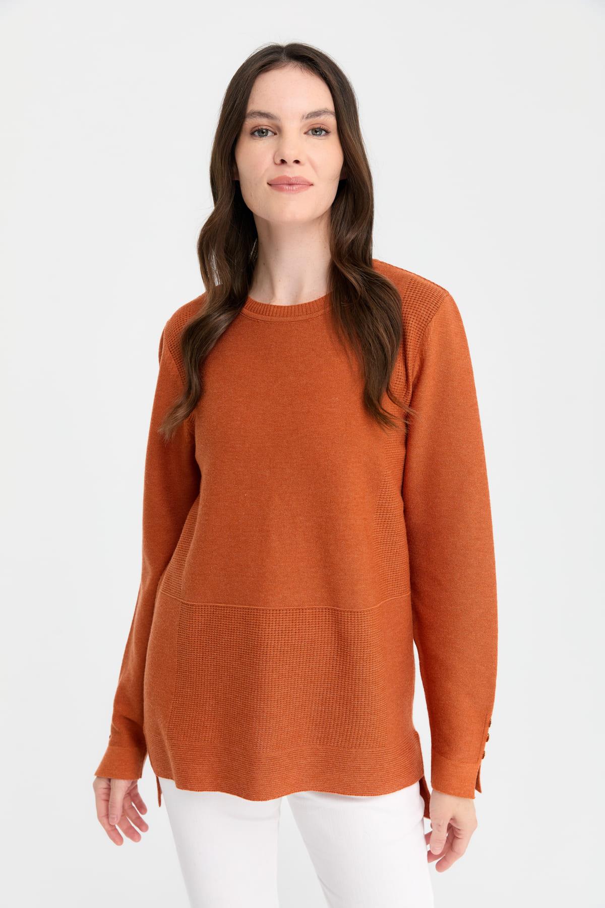 24357Kadın Sıfır Yaka Yırtmaçlı Kazak Turuncu