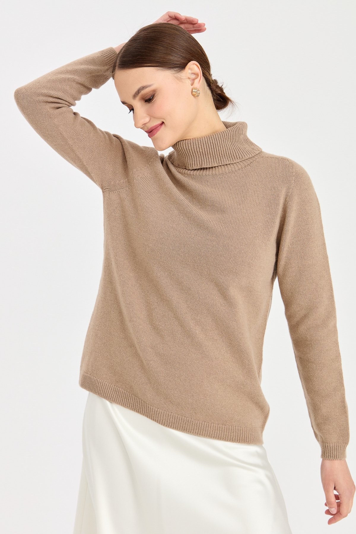 23164Kadın Tam Balıkçı Yaka Klasik Yün Kazak Bej