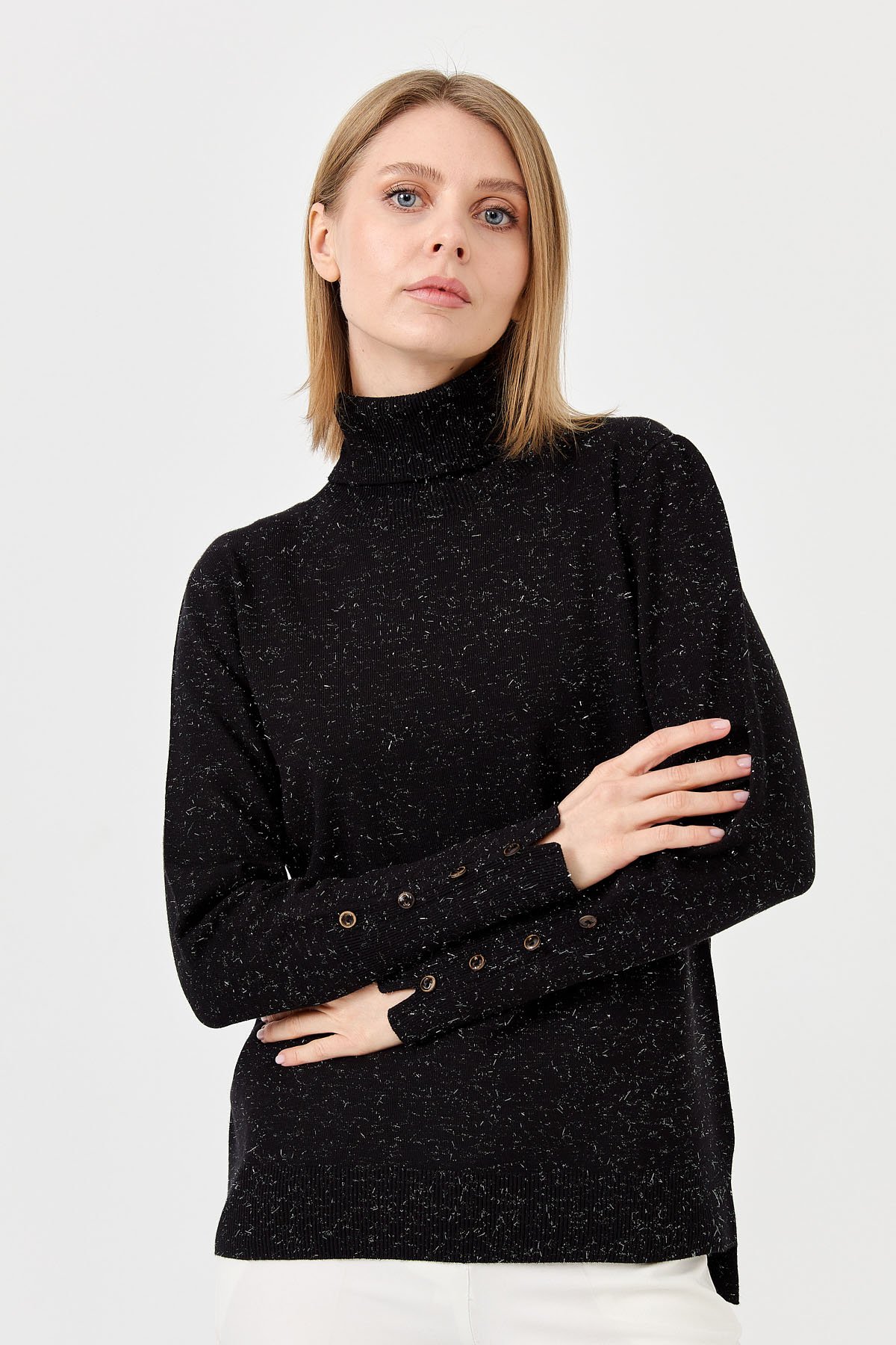 22330Kadın Tam Balıkçı Yaka Kol Ucu Yırtmaçlı Kazak Siyah