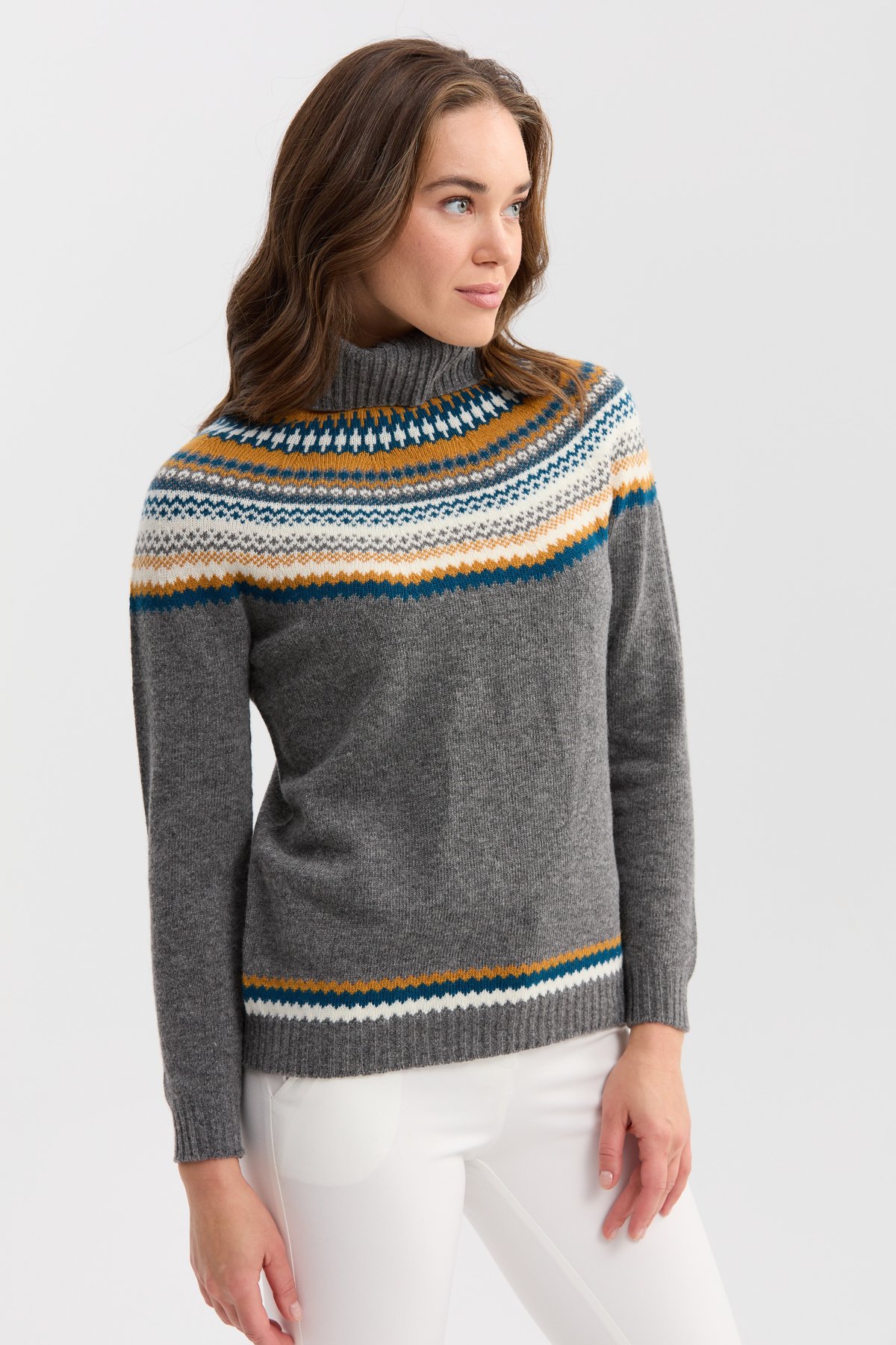 22087Kadın Tam Balıkçı Yaka Yün Kazak Füme