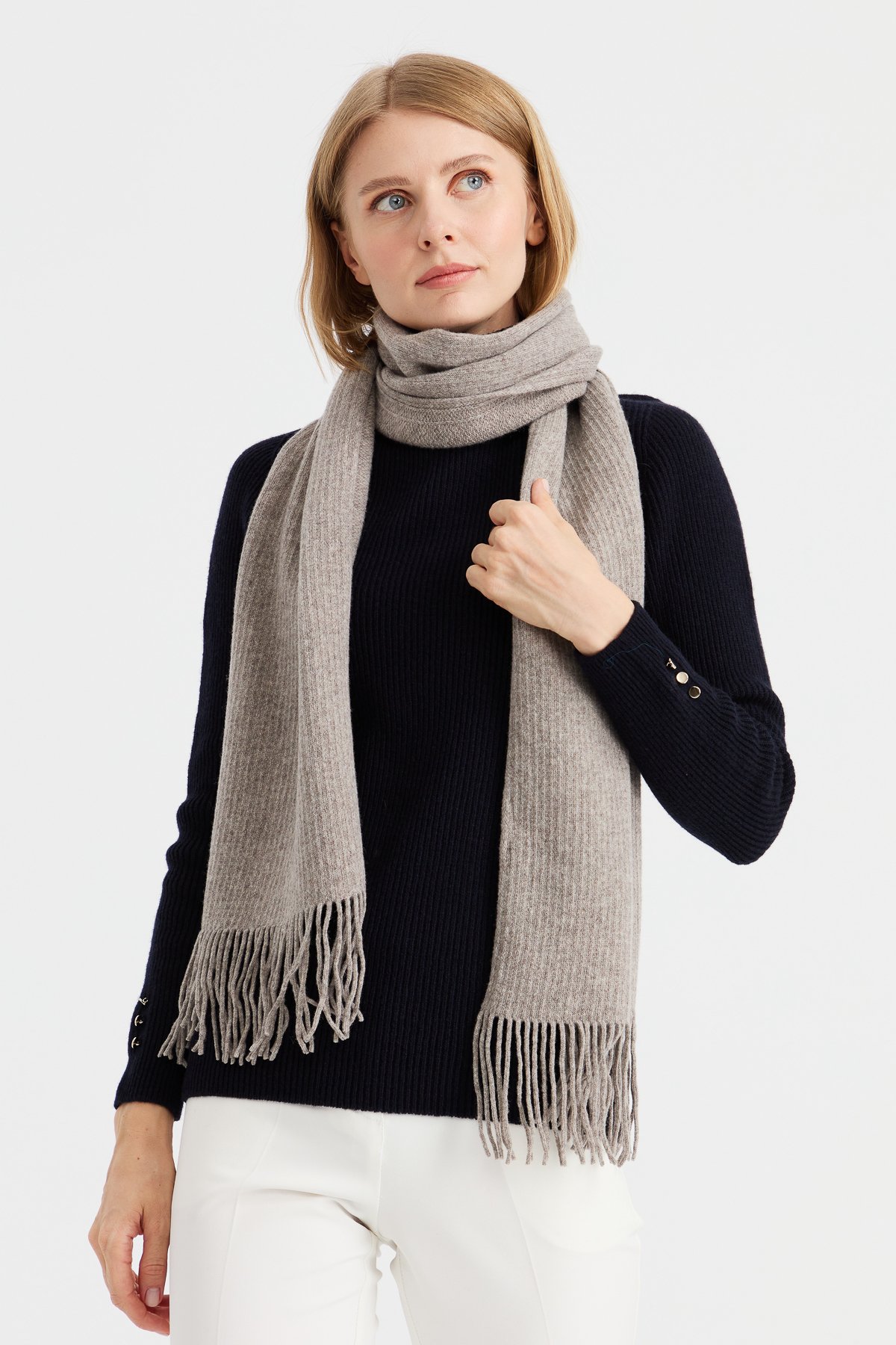 23300Kadın Triko Tek Renk Püsküllü Yün Kaşkol Vizon