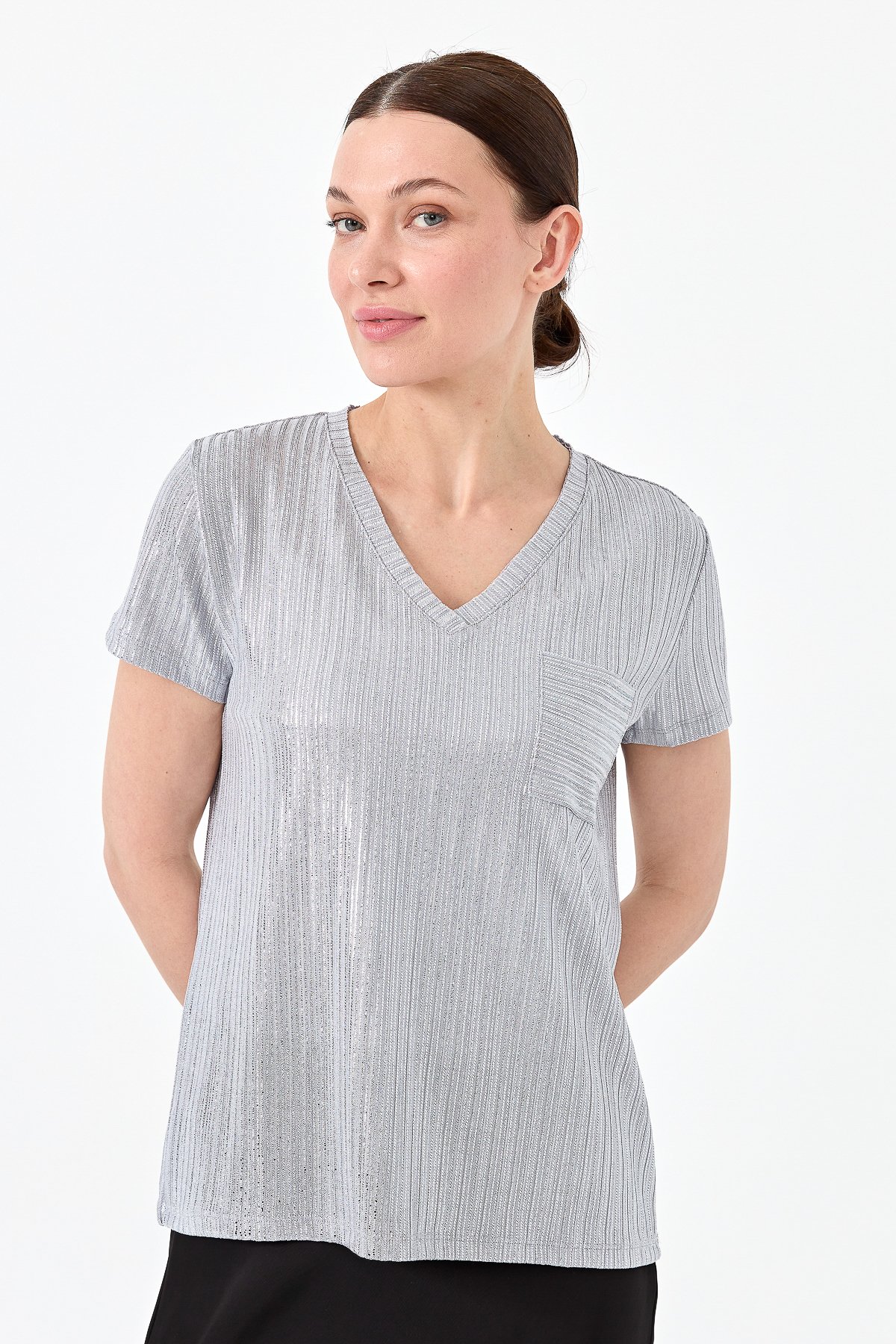 23462Kadın V Yaka Cepli Penye T-shirt Gri