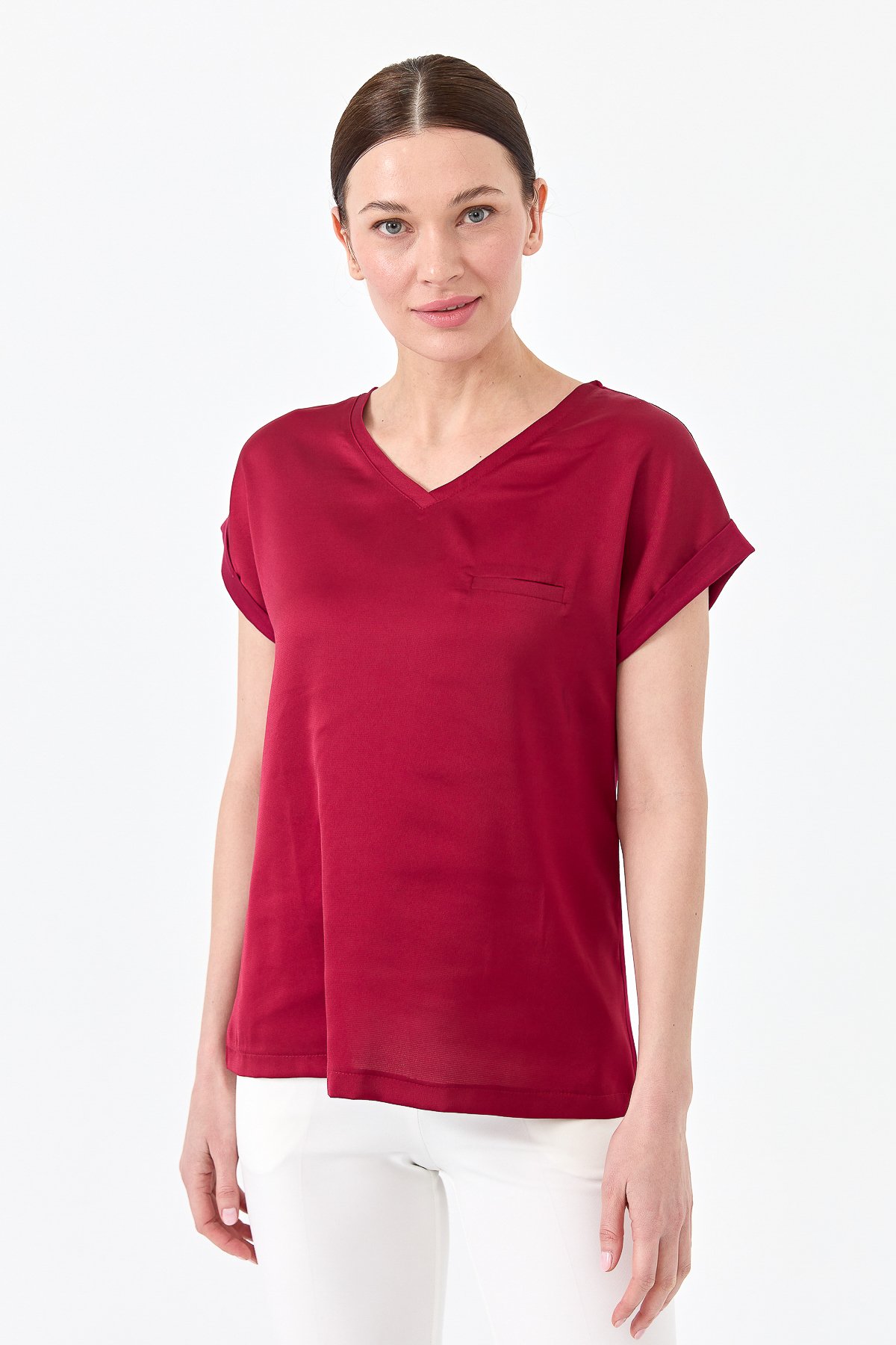 22706Kadın V Yaka Önü Saten Bluz Bordo