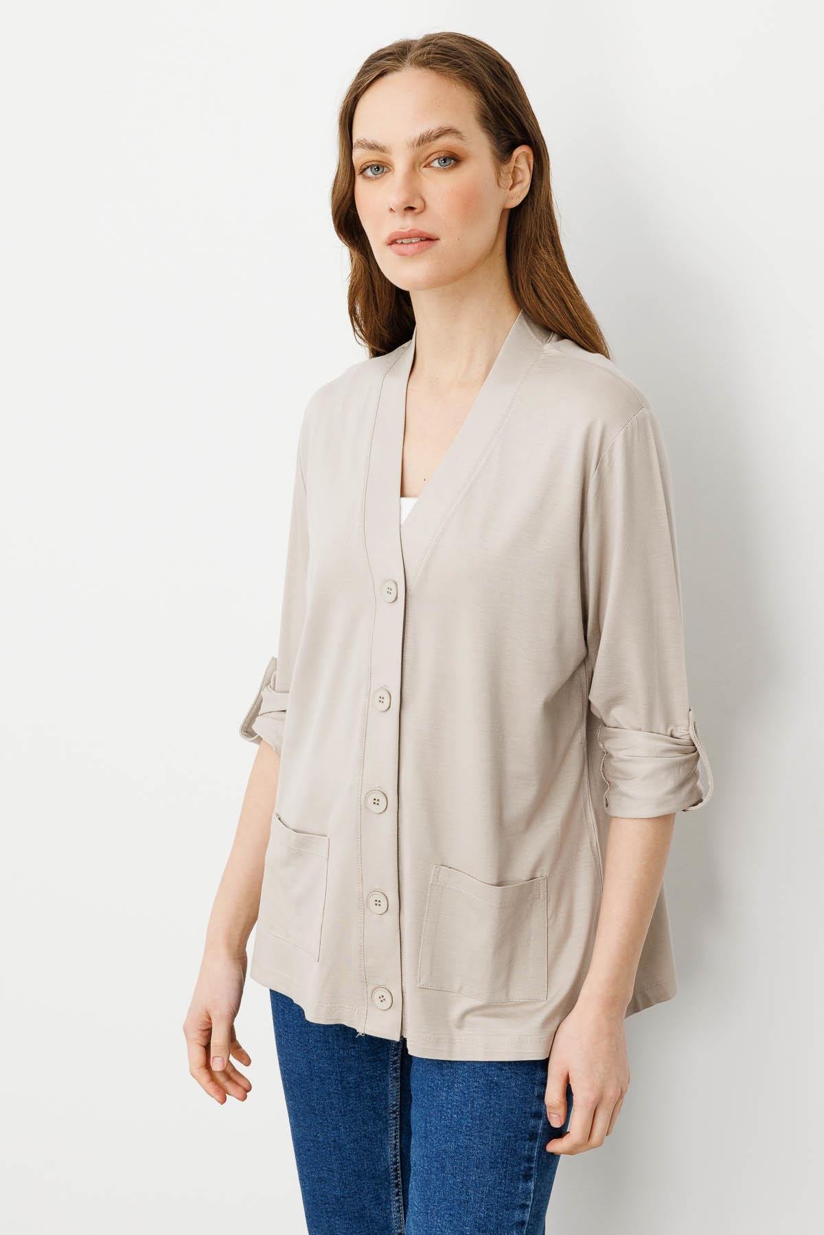 20712Kadın V Yaka Uzun Kol Cepli Düğmeli Penye Ceket Bej