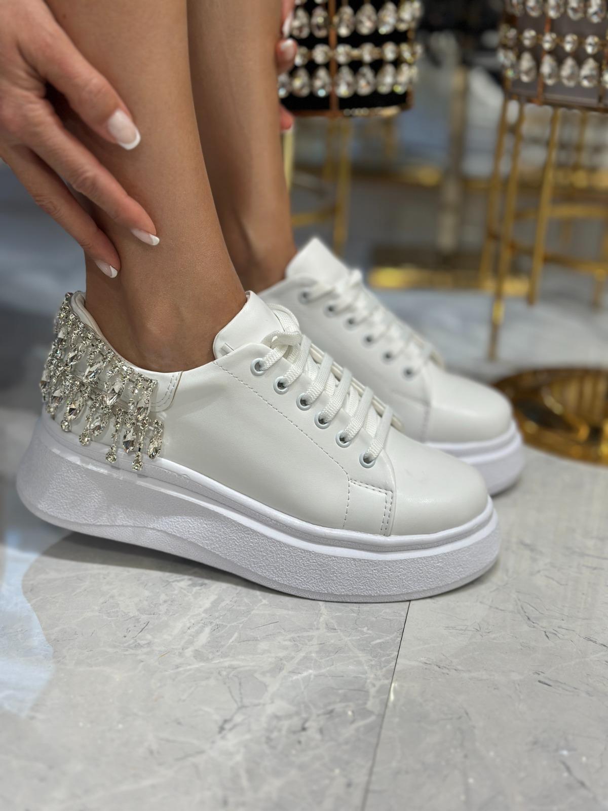 Alaram Kristal Taşlı Özel Spor Ayakkabı Beyaz